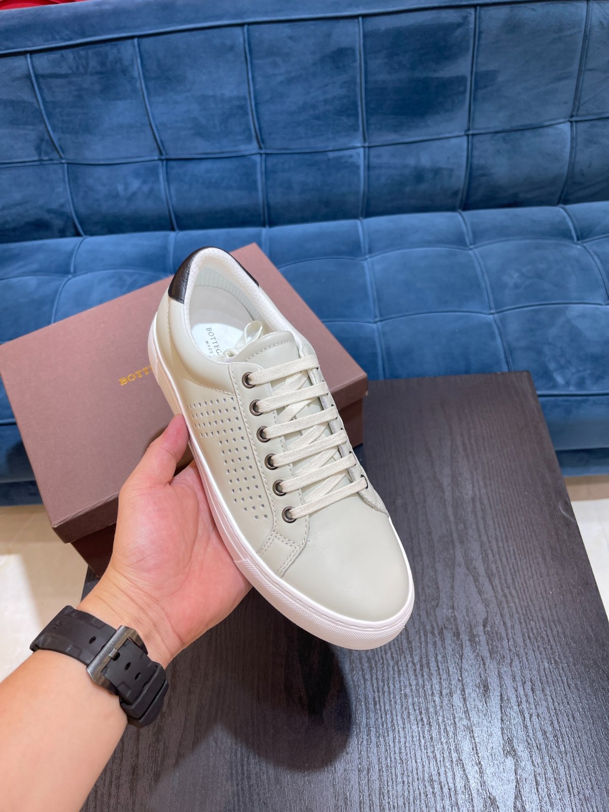 151 008#027-BV-Shoes-01-2022SS