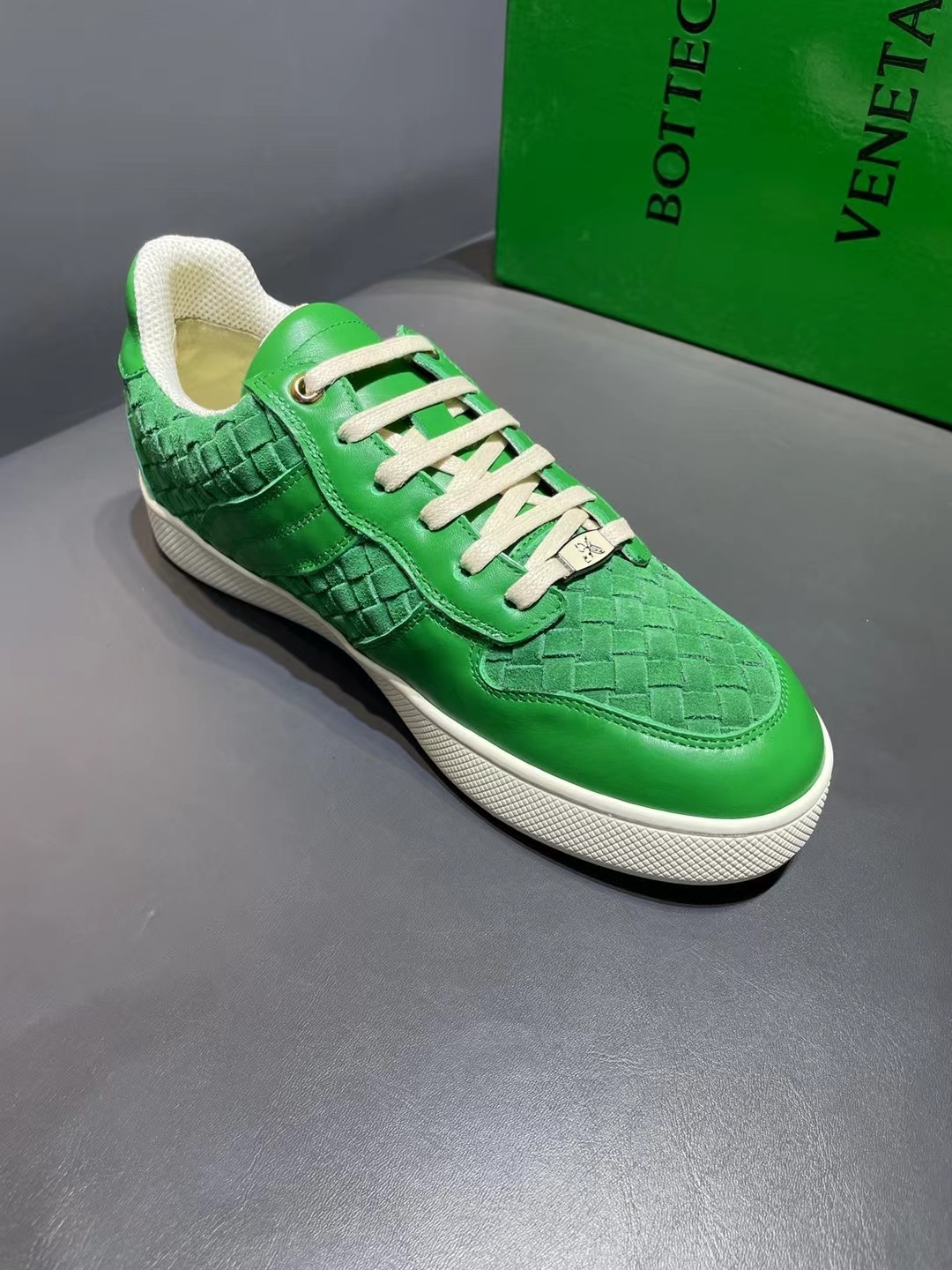 146 001#027-BV-Shoes-01-2022SS