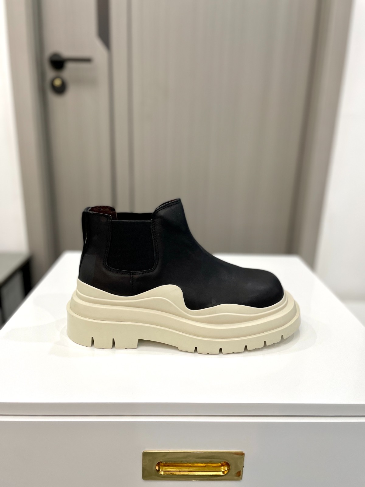 124 003#027-BV-Shoes-2023SS