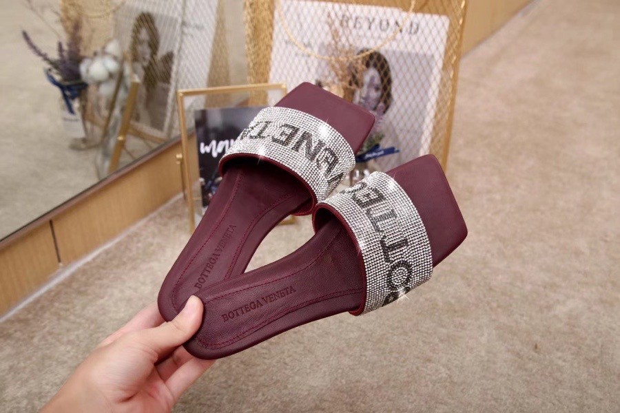 115 062#027-BV-Shoes-02-2023SS