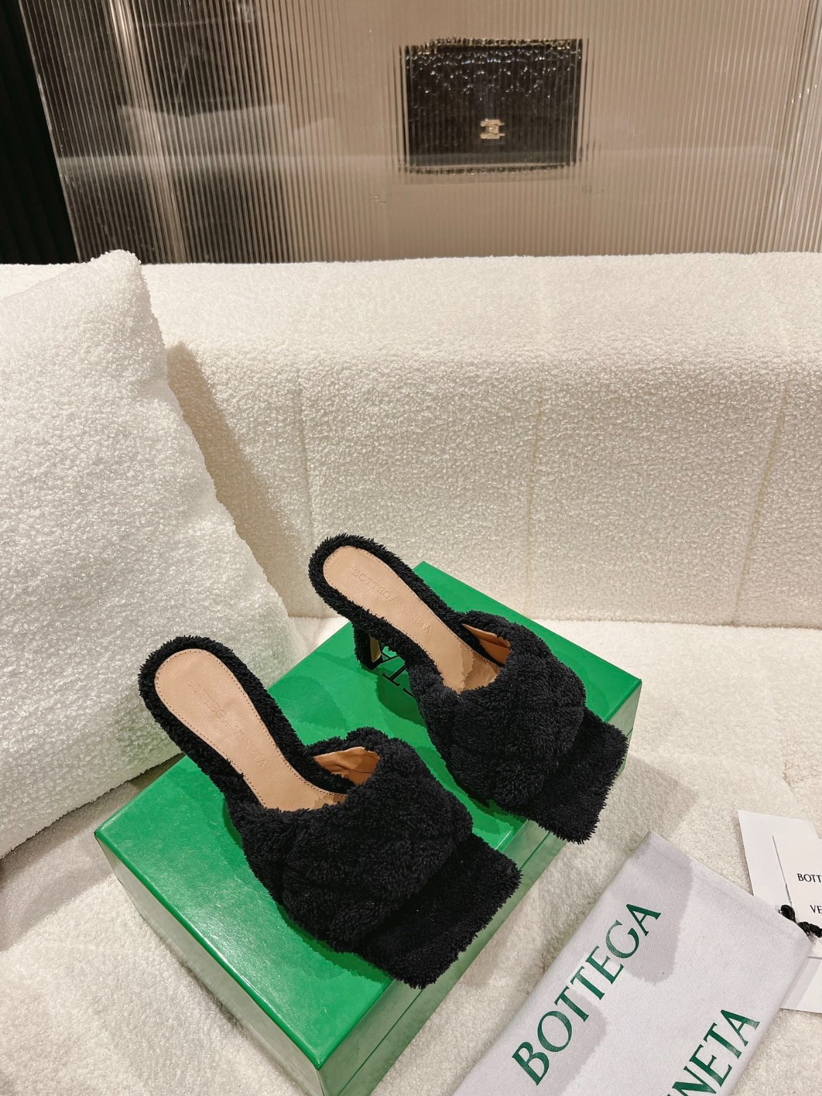 109 056#027-BV-Shoes-02-2023SS