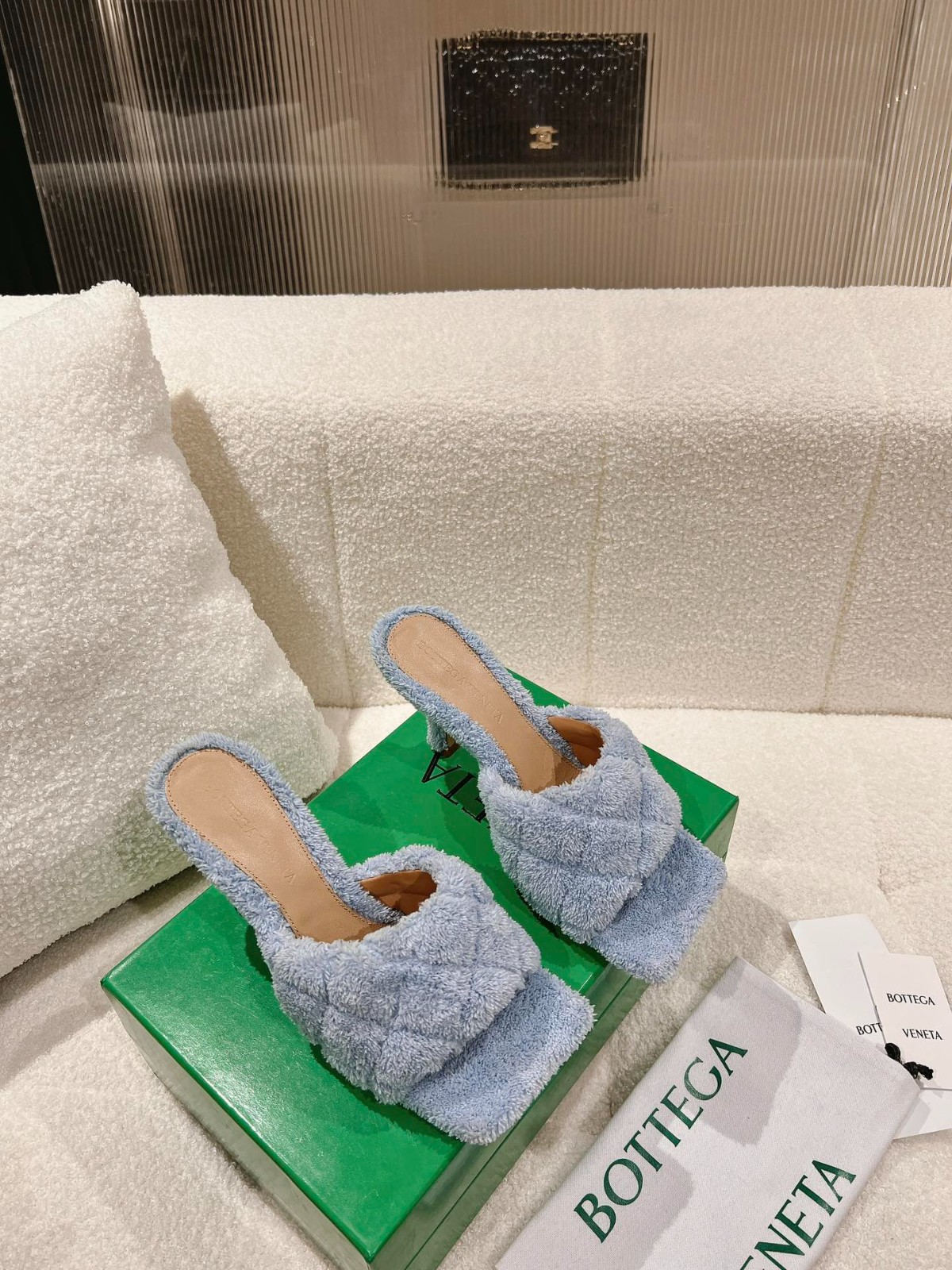 102 049#027-BV-Shoes-02-2023SS
