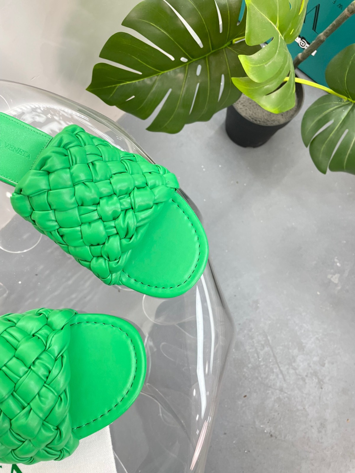 079 026#027-BV-Shoes-02-2023SS