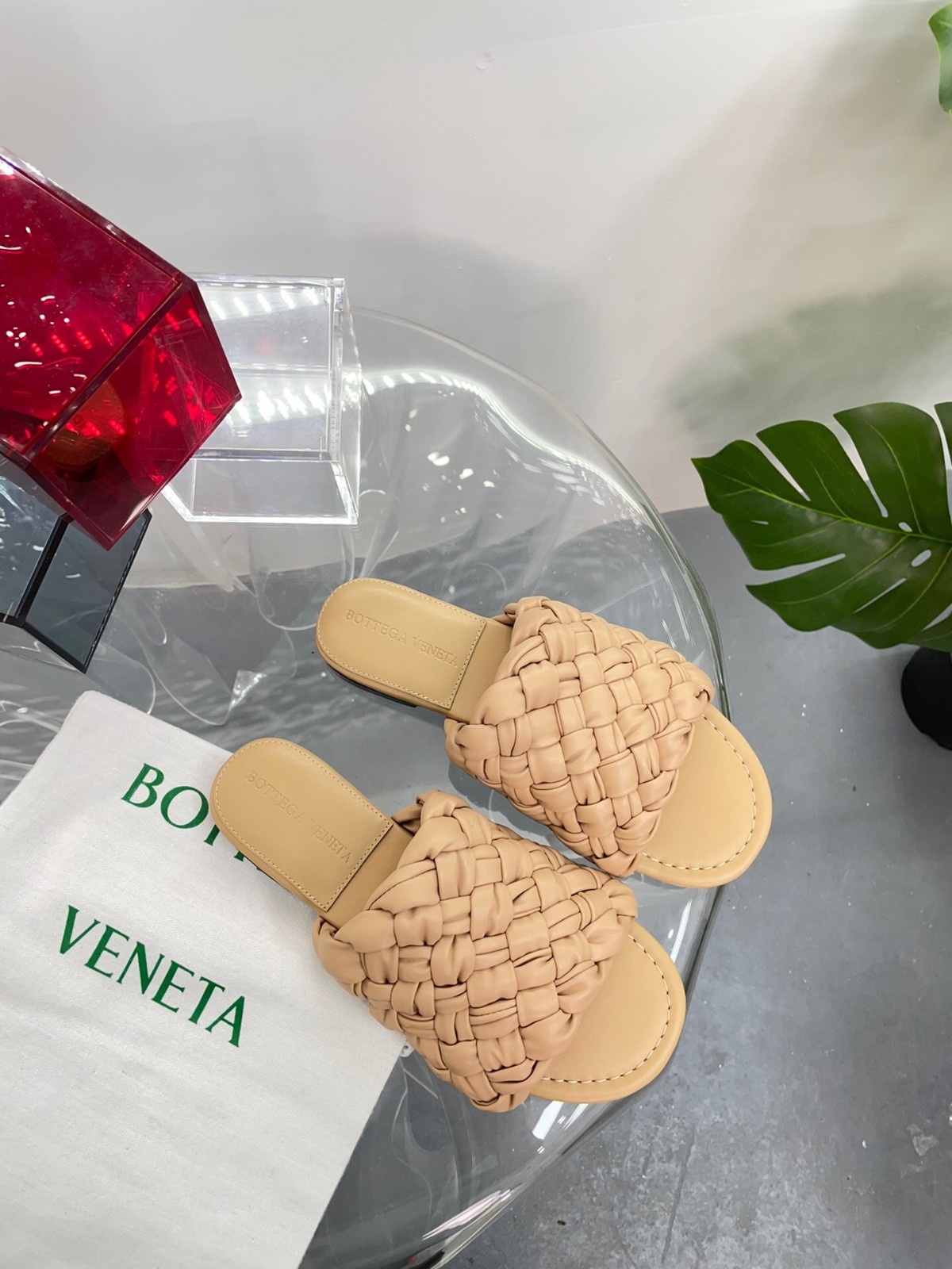 074 021#027-BV-Shoes-02-2023SS