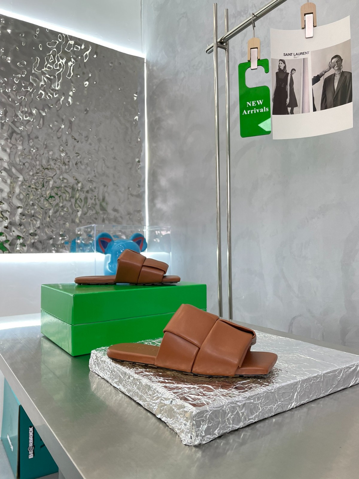 070 017#027-BV-Shoes-02-2023SS