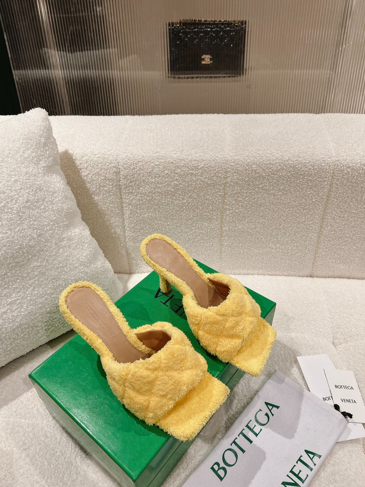 069 016#027-BV-Shoes-02-2023SS