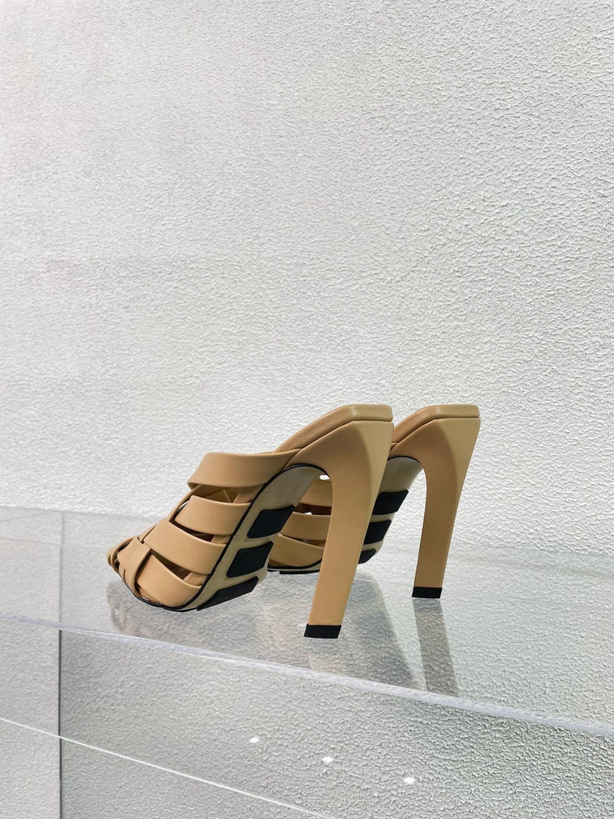 059 006#027-BV-Shoes-02-2023SS