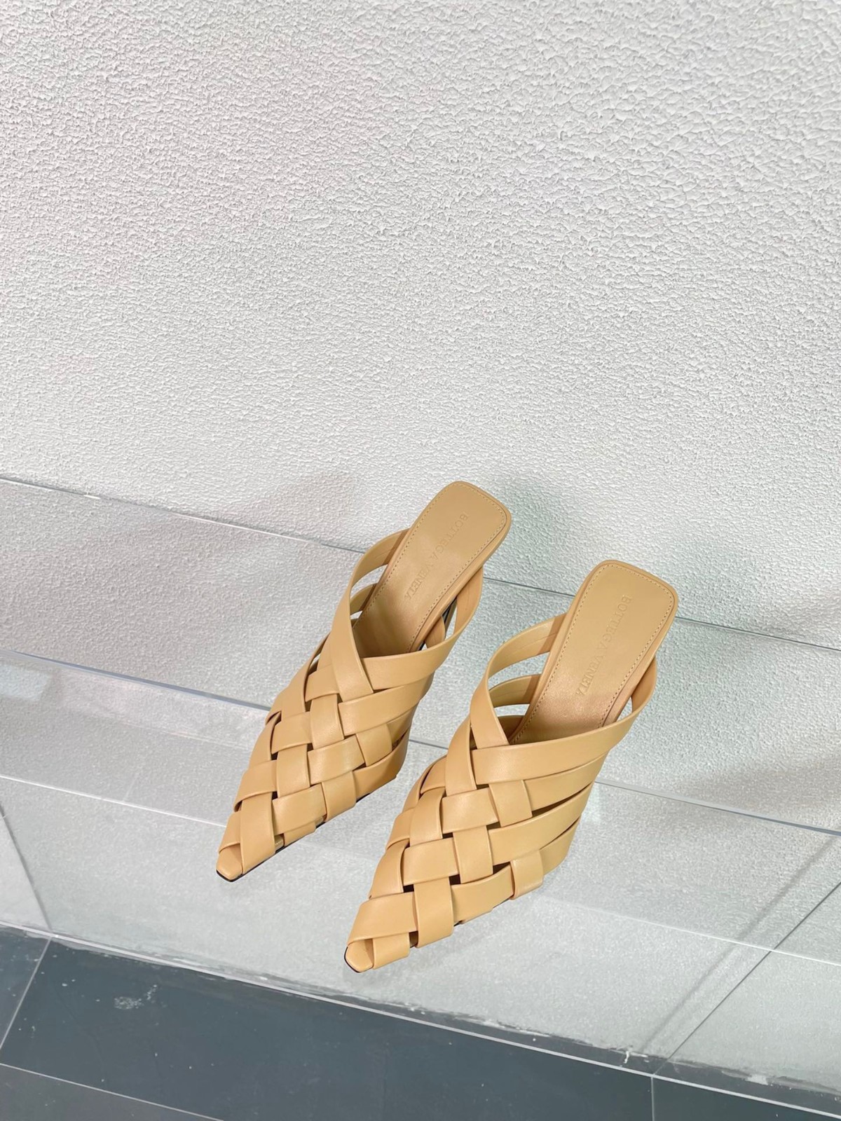 059 006#027-BV-Shoes-02-2023SS