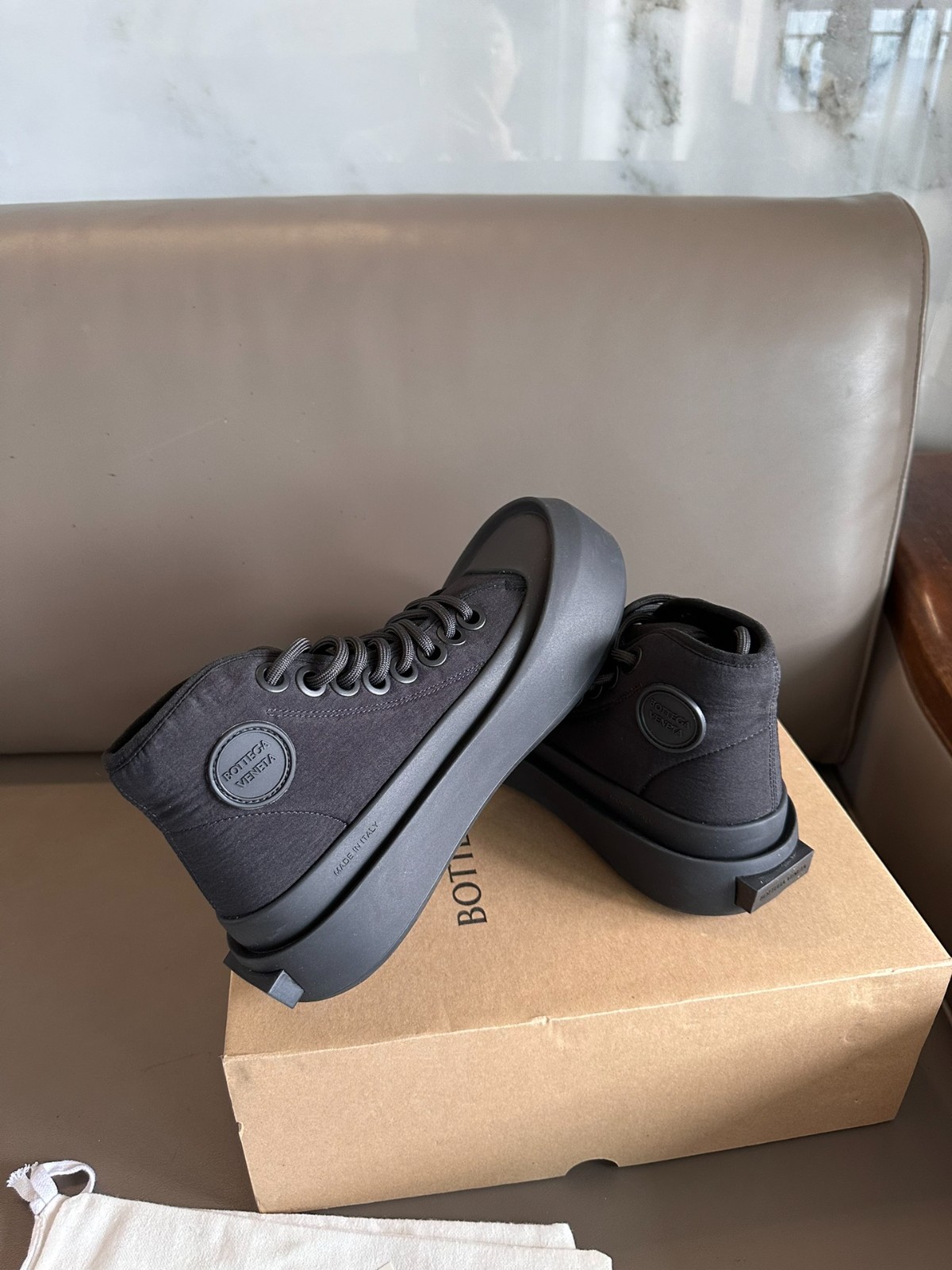 056 003#027-BV-Shoes-02-2023SS
