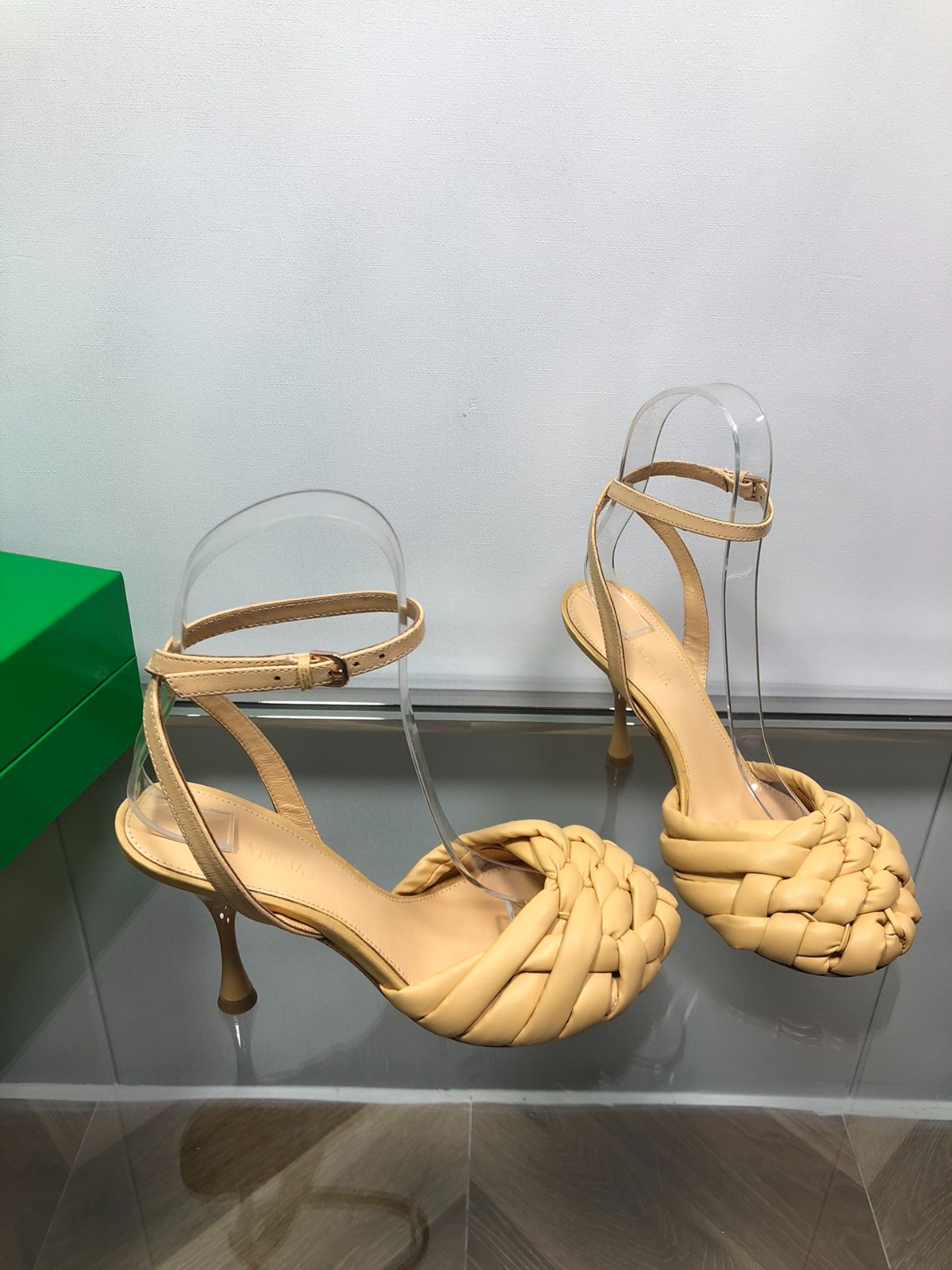 052 052#027-BV-Shoes-03-2023SS