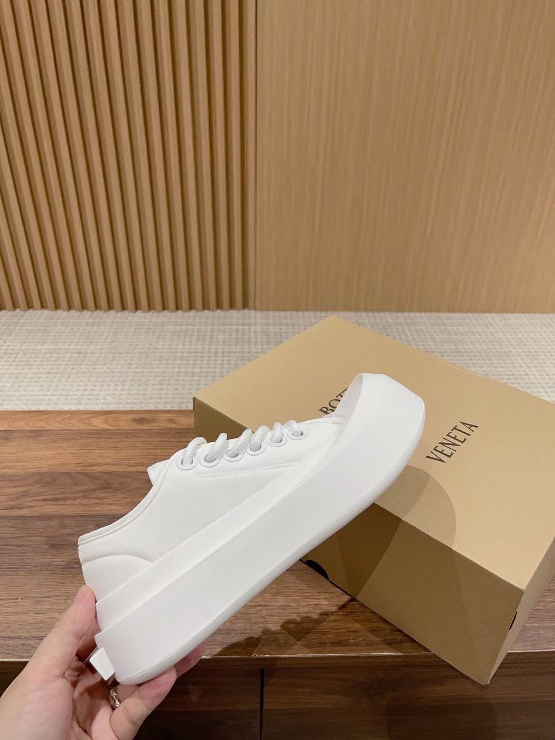 048 048#027-BV-Shoes-03-2023SS