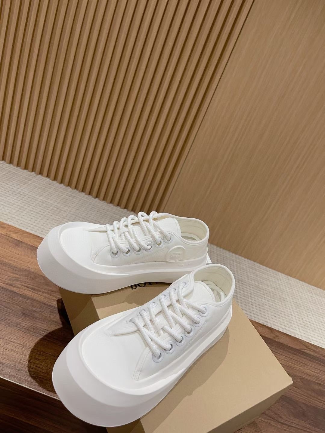 048 048#027-BV-Shoes-03-2023SS