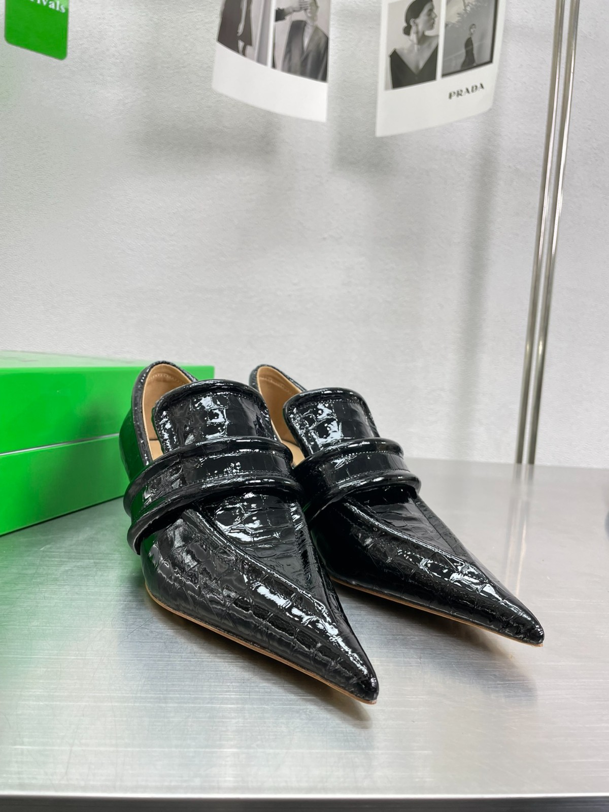 047 047#027-BV-Shoes-03-2023SS