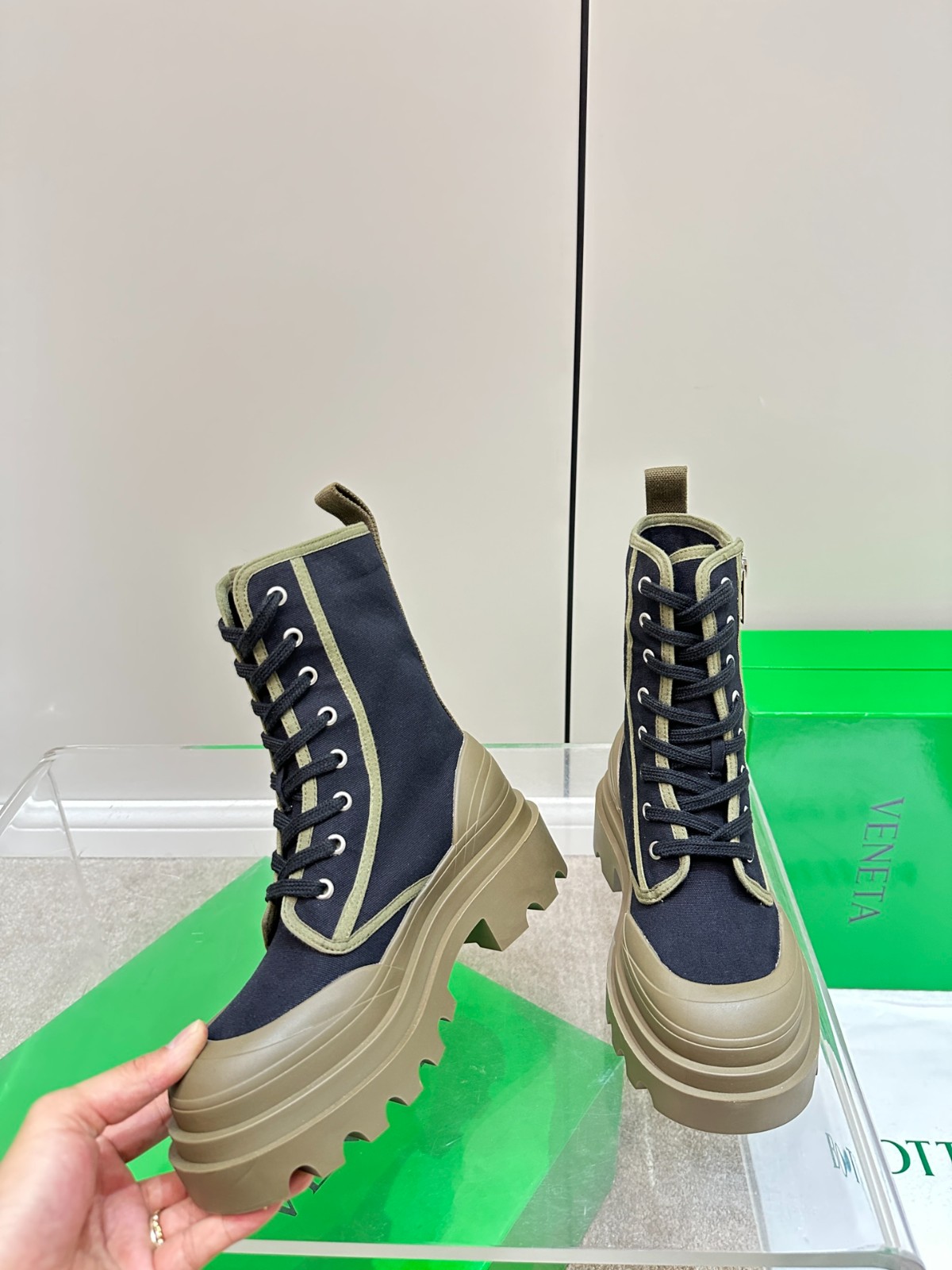 036 036#027-BV-Shoes-03-2023SS