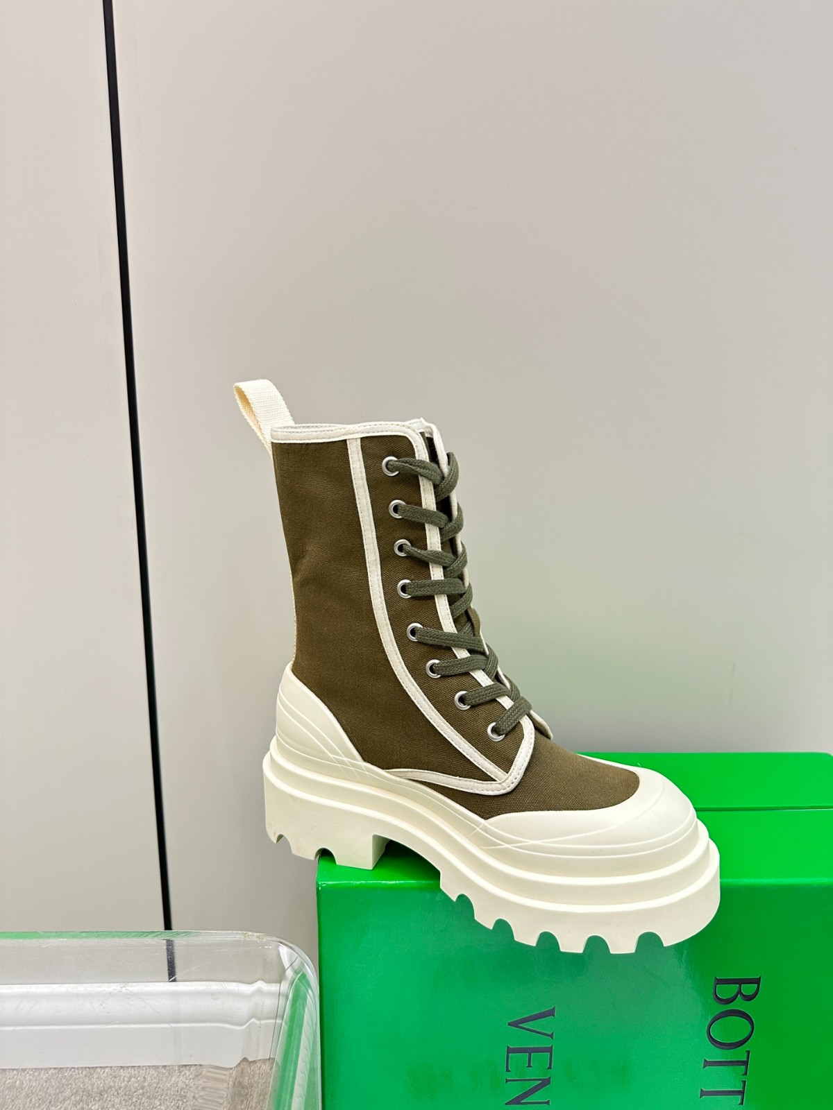 026 026#027-BV-Shoes-03-2023SS
