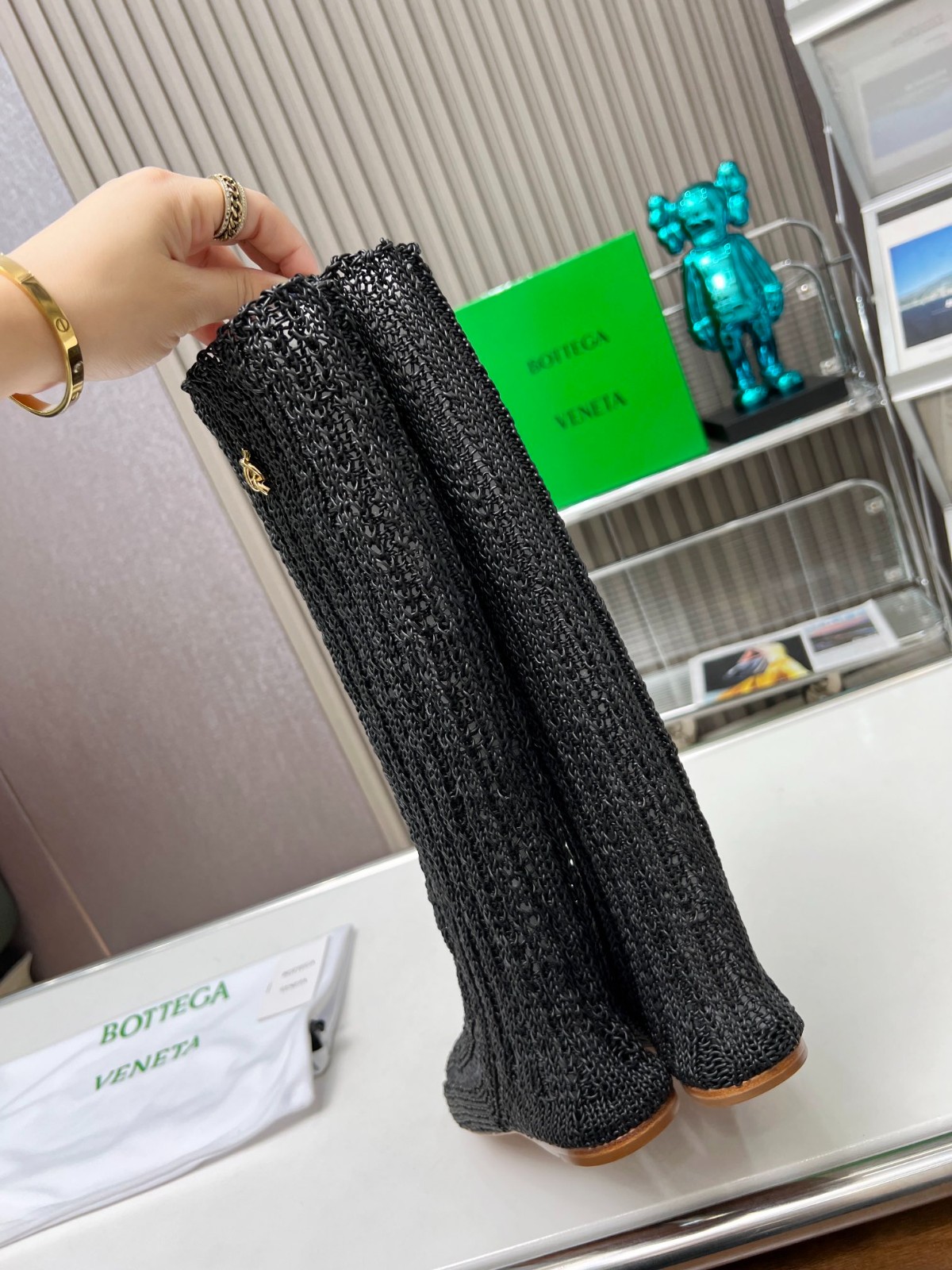 017 017#027-BV-Shoes-03-2023SS
