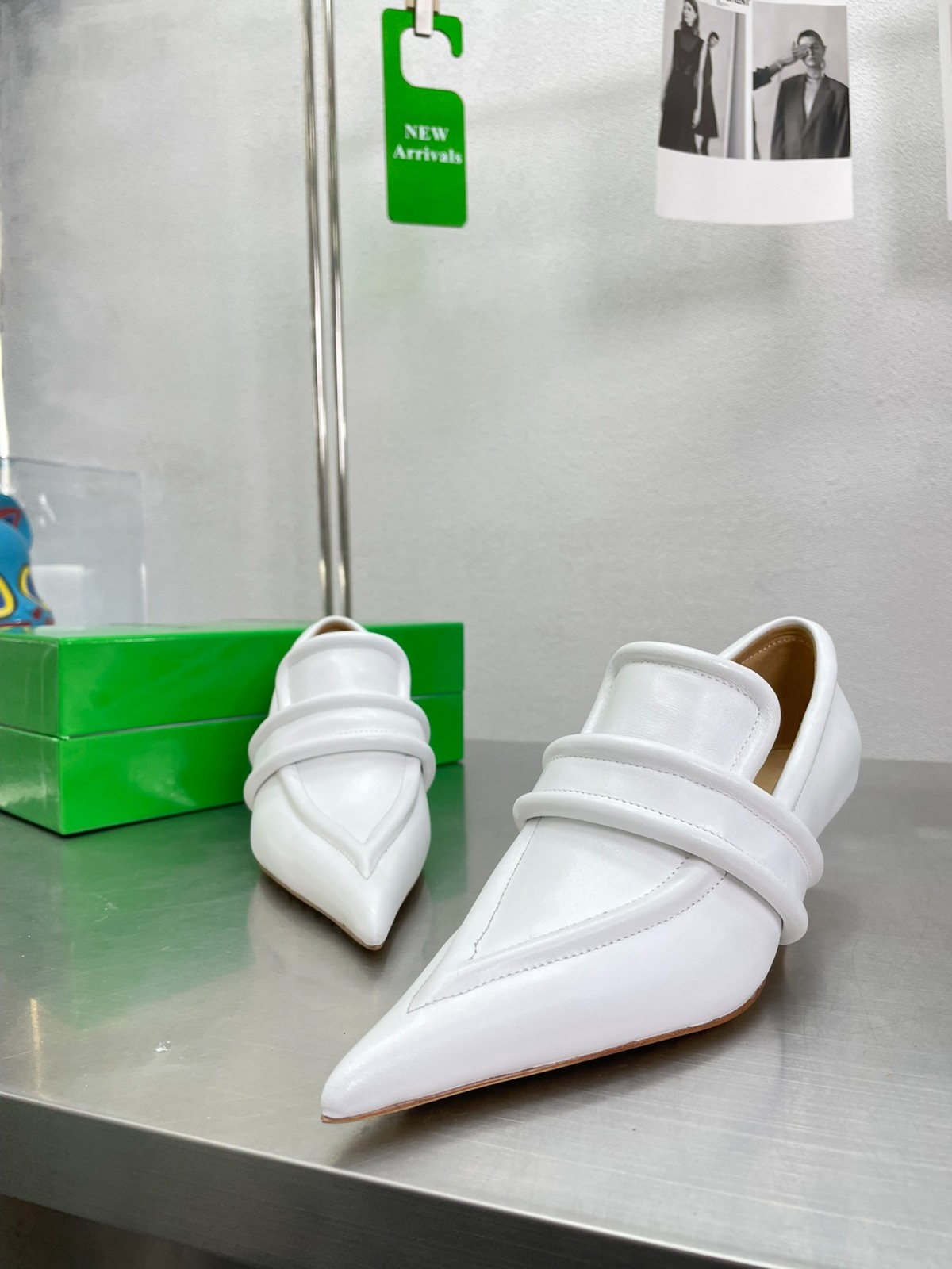 016 016#027-BV-Shoes-03-2023SS