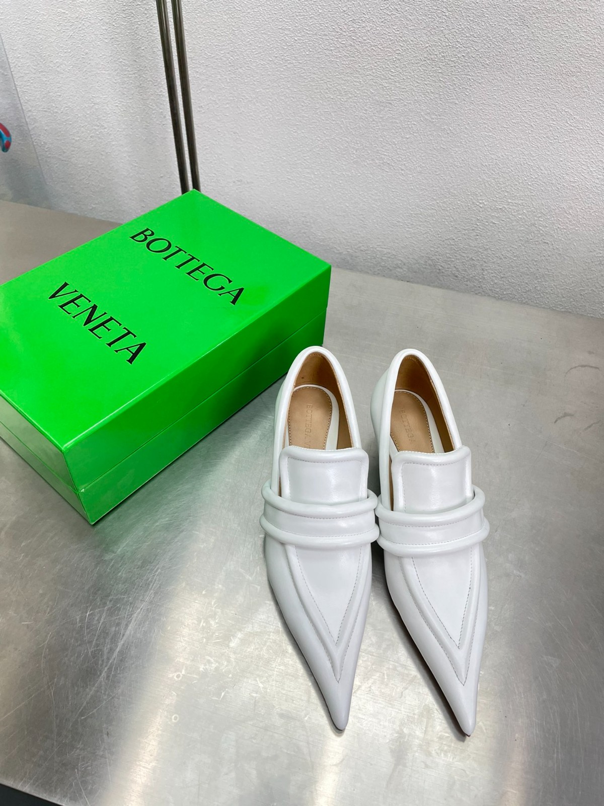 016 016#027-BV-Shoes-03-2023SS
