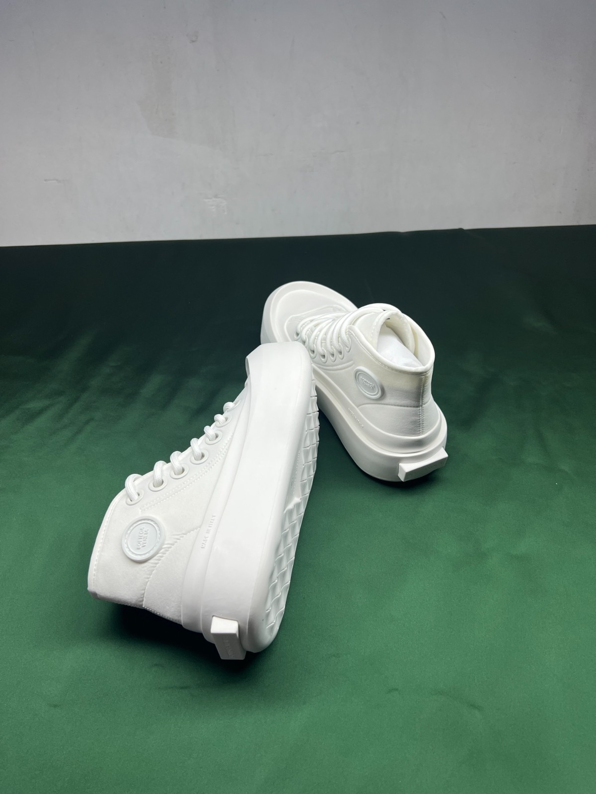 013 013#027-BV-Shoes-03-2023SS