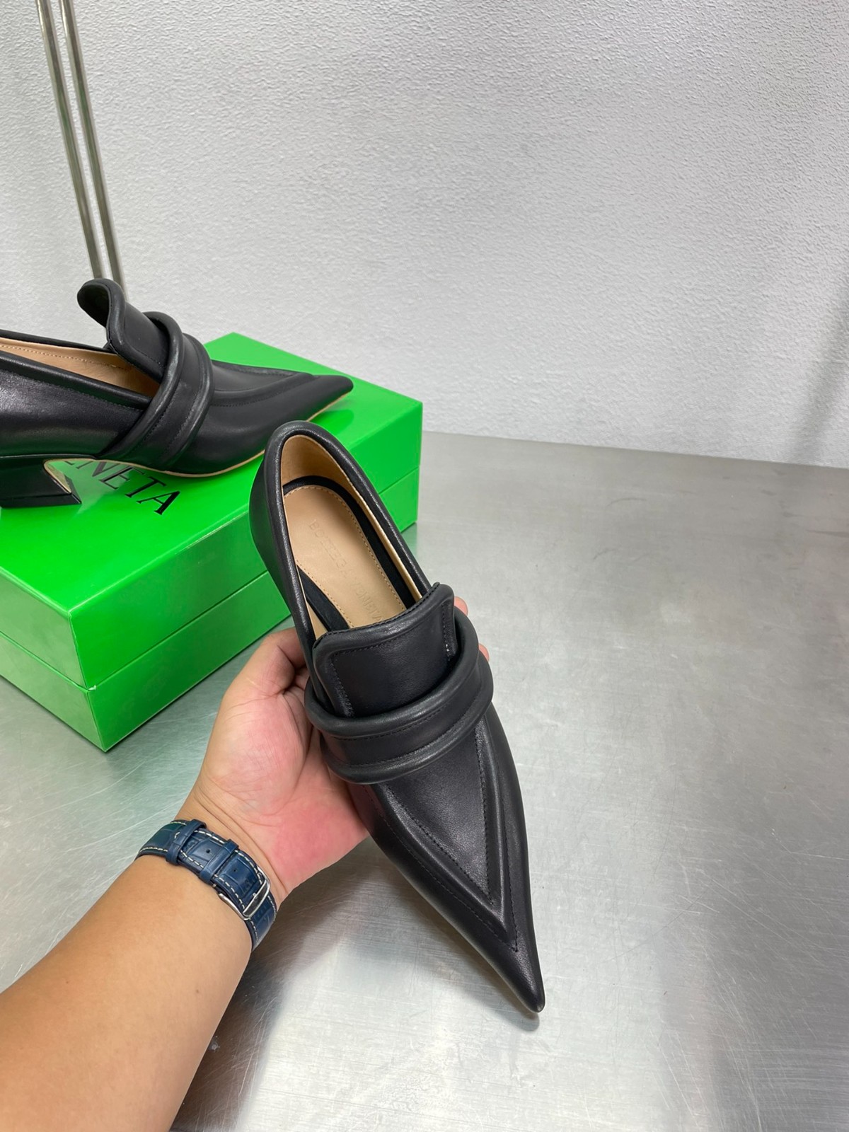 012 012#027-BV-Shoes-03-2023SS