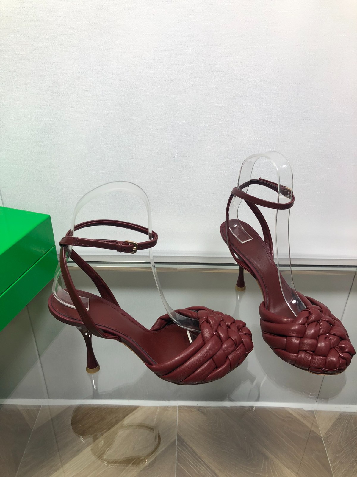 010 010#027-BV-Shoes-03-2023SS