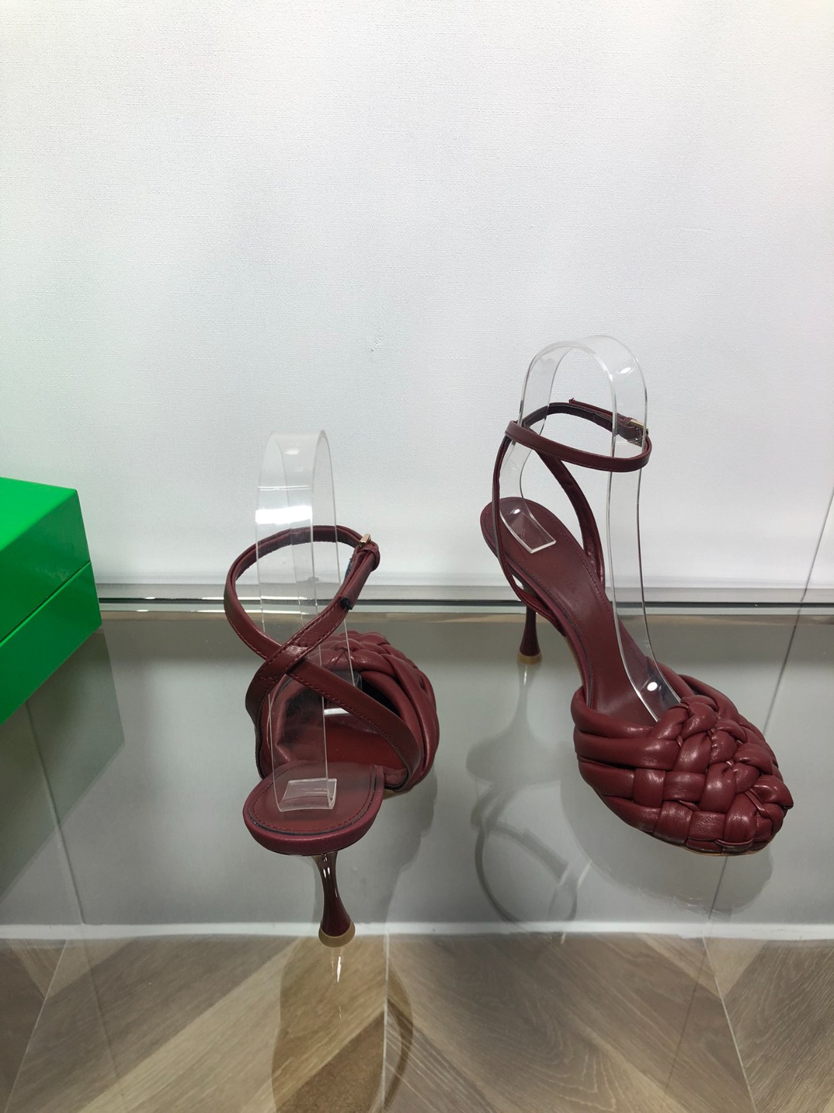 010 010#027-BV-Shoes-03-2023SS
