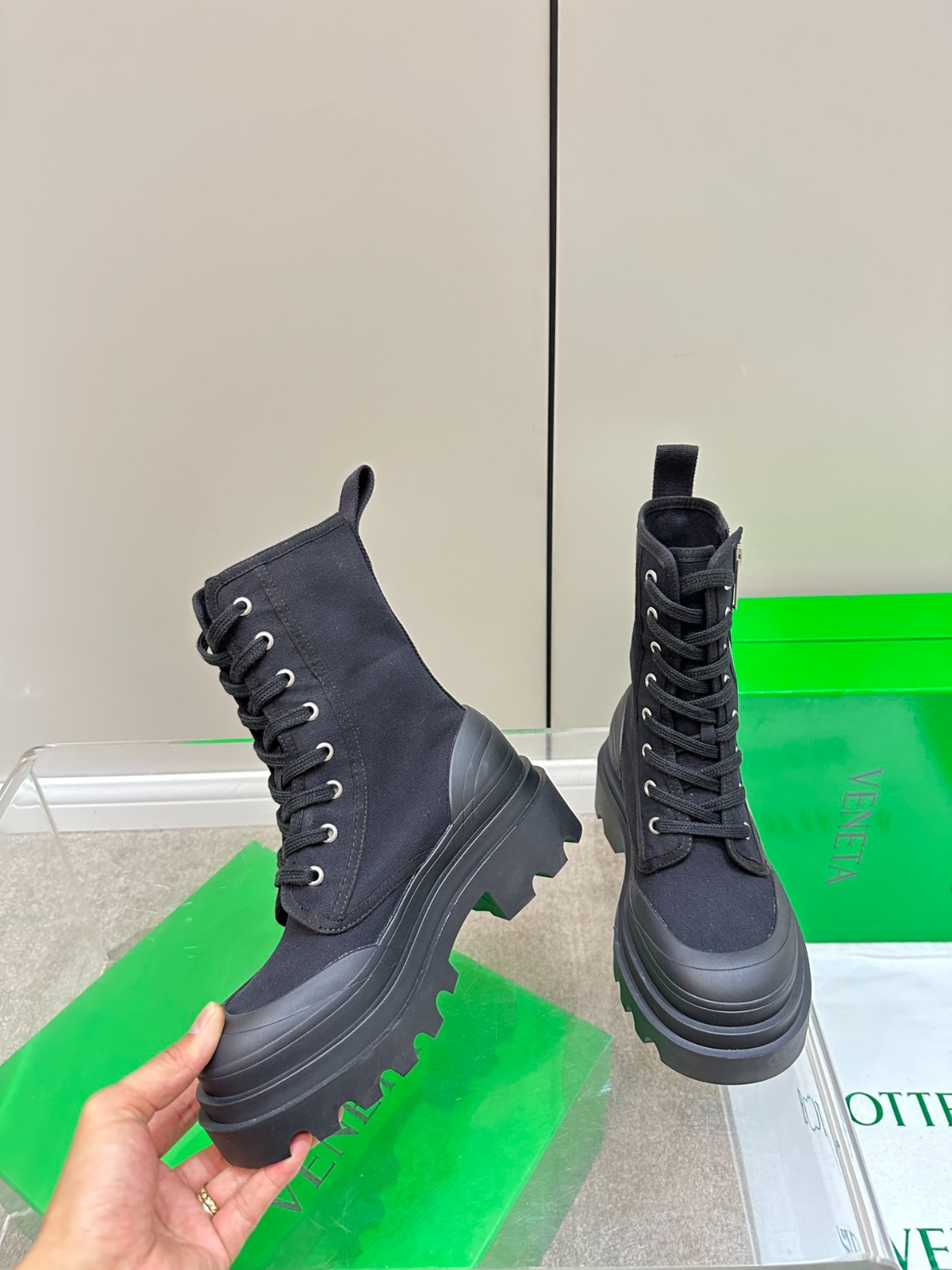 006 006#027-BV-Shoes-03-2023SS