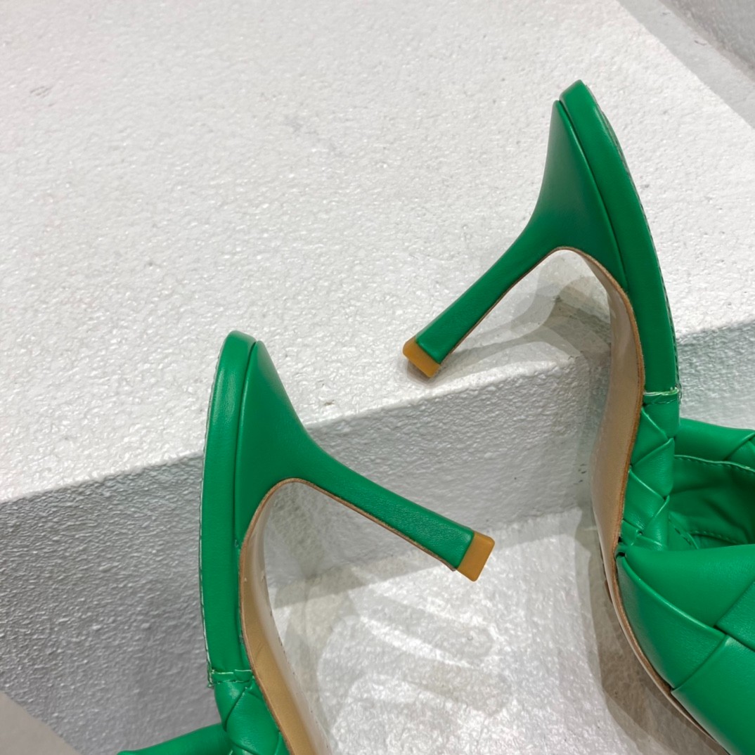 110 35123116 SIZE 35-41