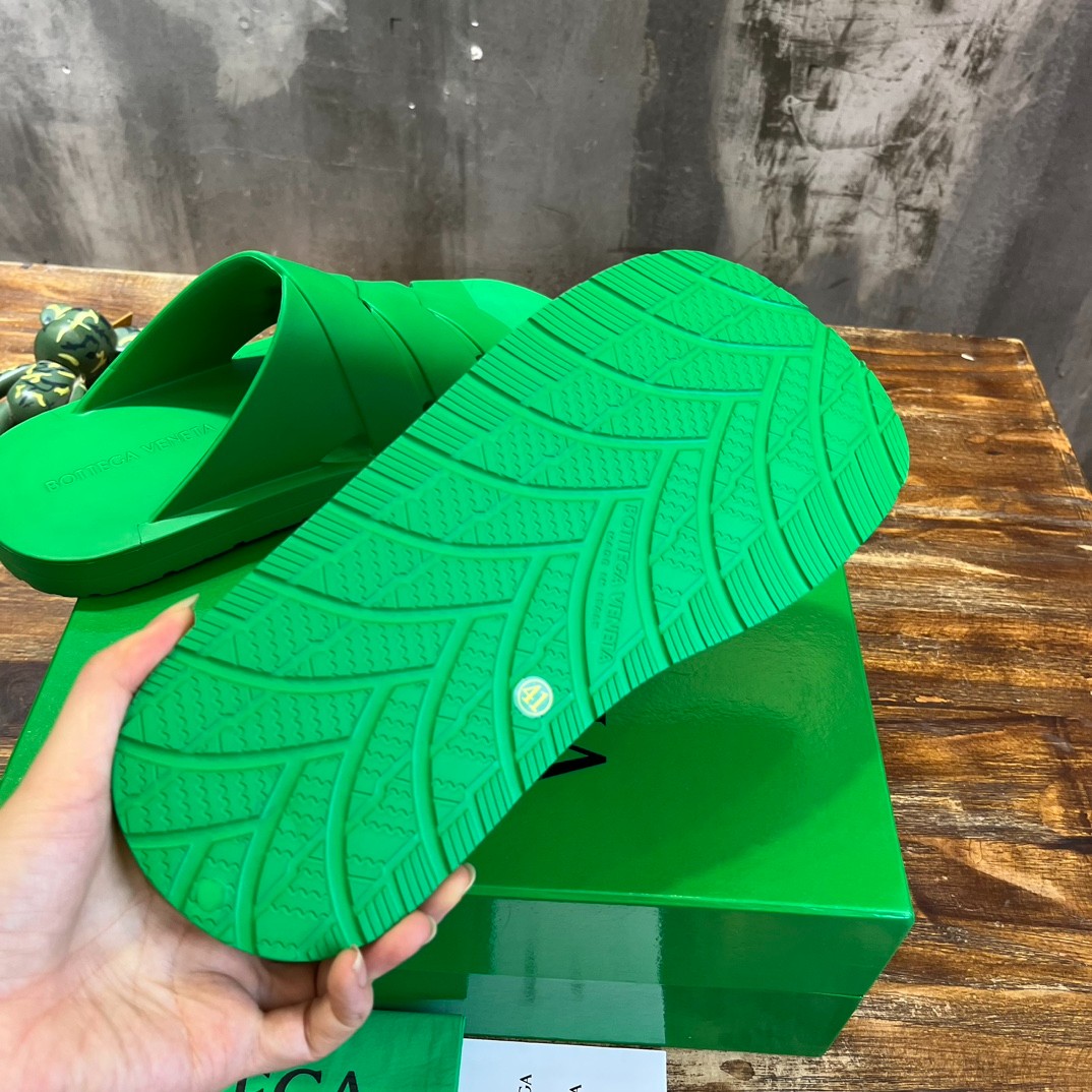 105 23123099 SIZE 39-45