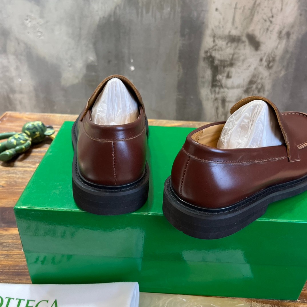 016 53123157 SIZE 38-45
