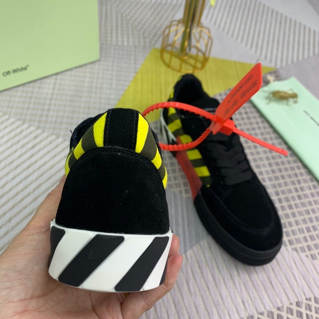 413 059#015-OFF WHITE-01-Clothing-Shoes-Yupoo-2021SS