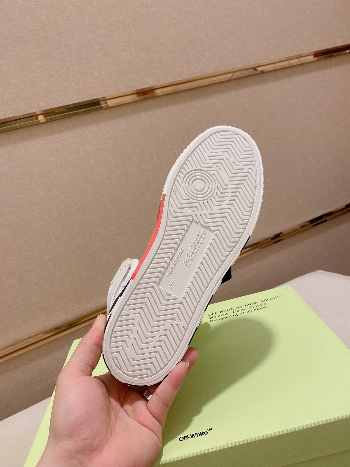 310 067#015-OFF WHITE-01-2023SS