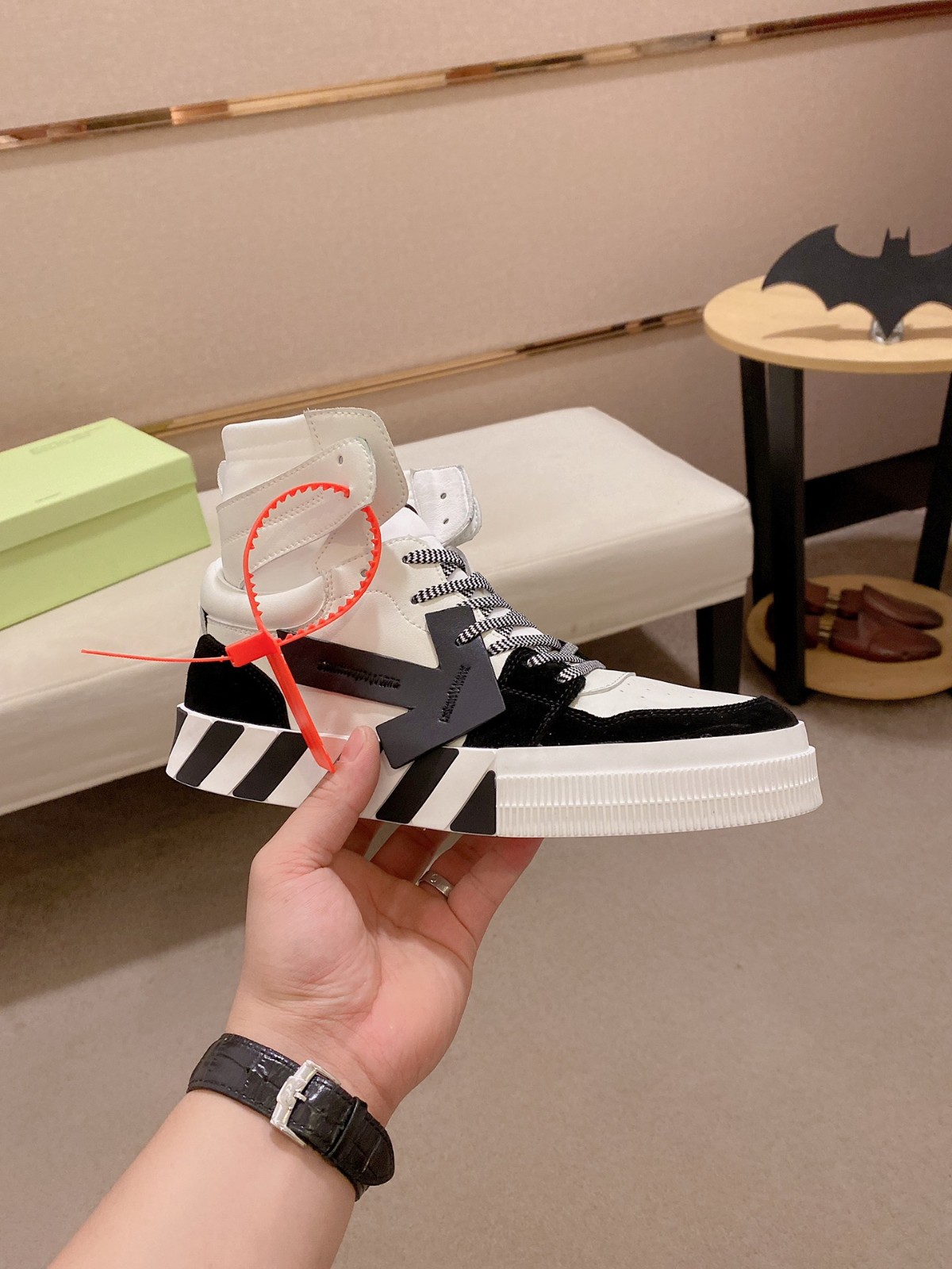 310 067#015-OFF WHITE-01-2023SS