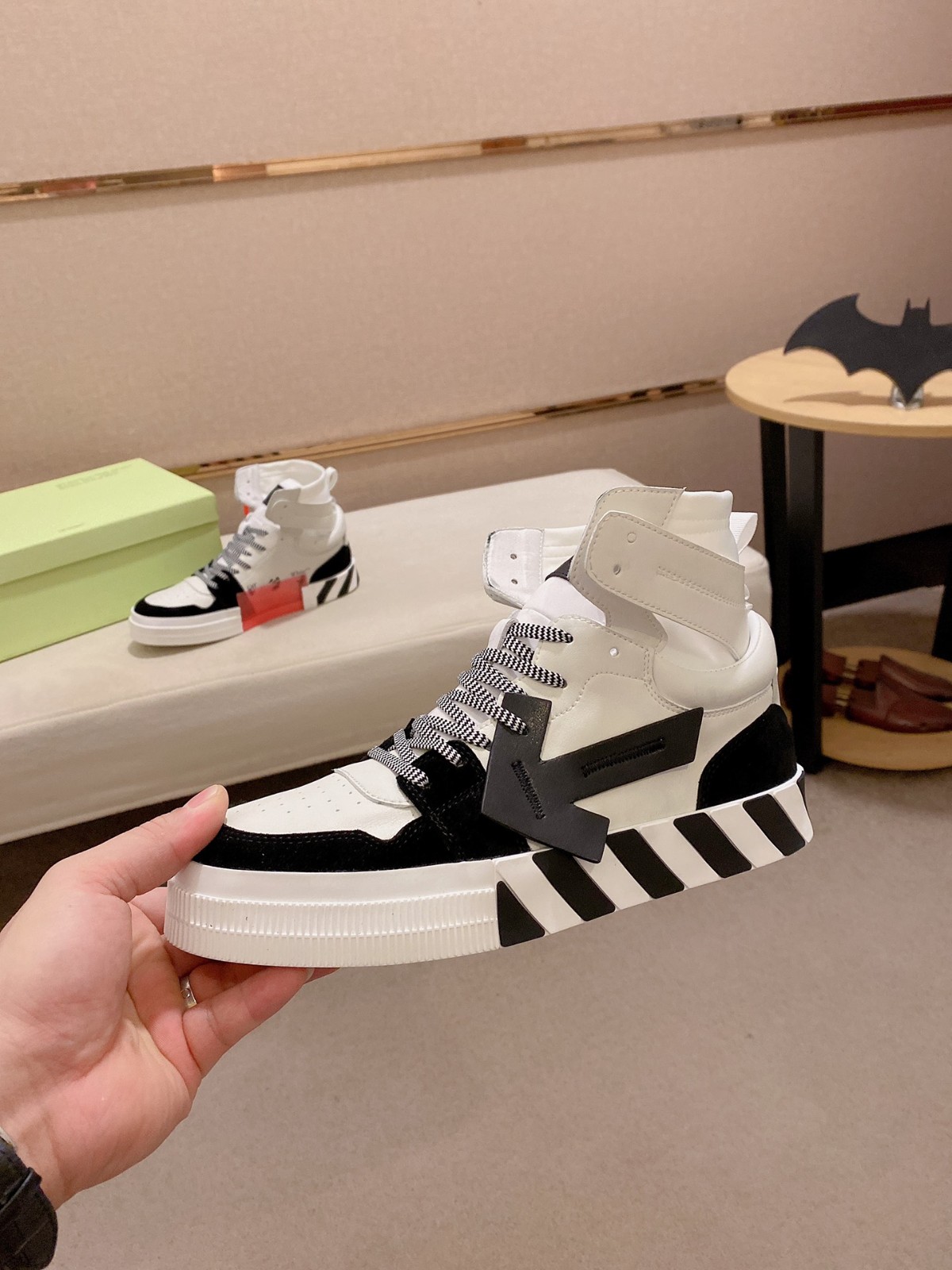 310 067#015-OFF WHITE-01-2023SS