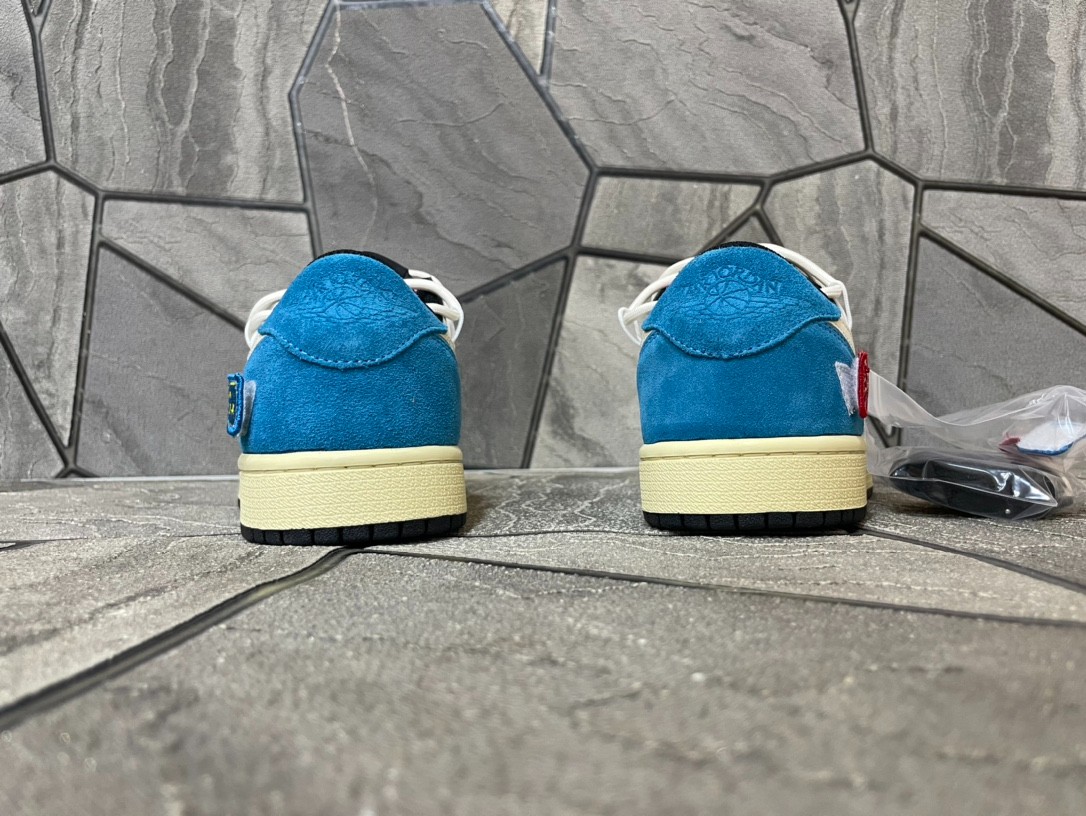 300 056#015-OFF WHITE-01-2023SS
