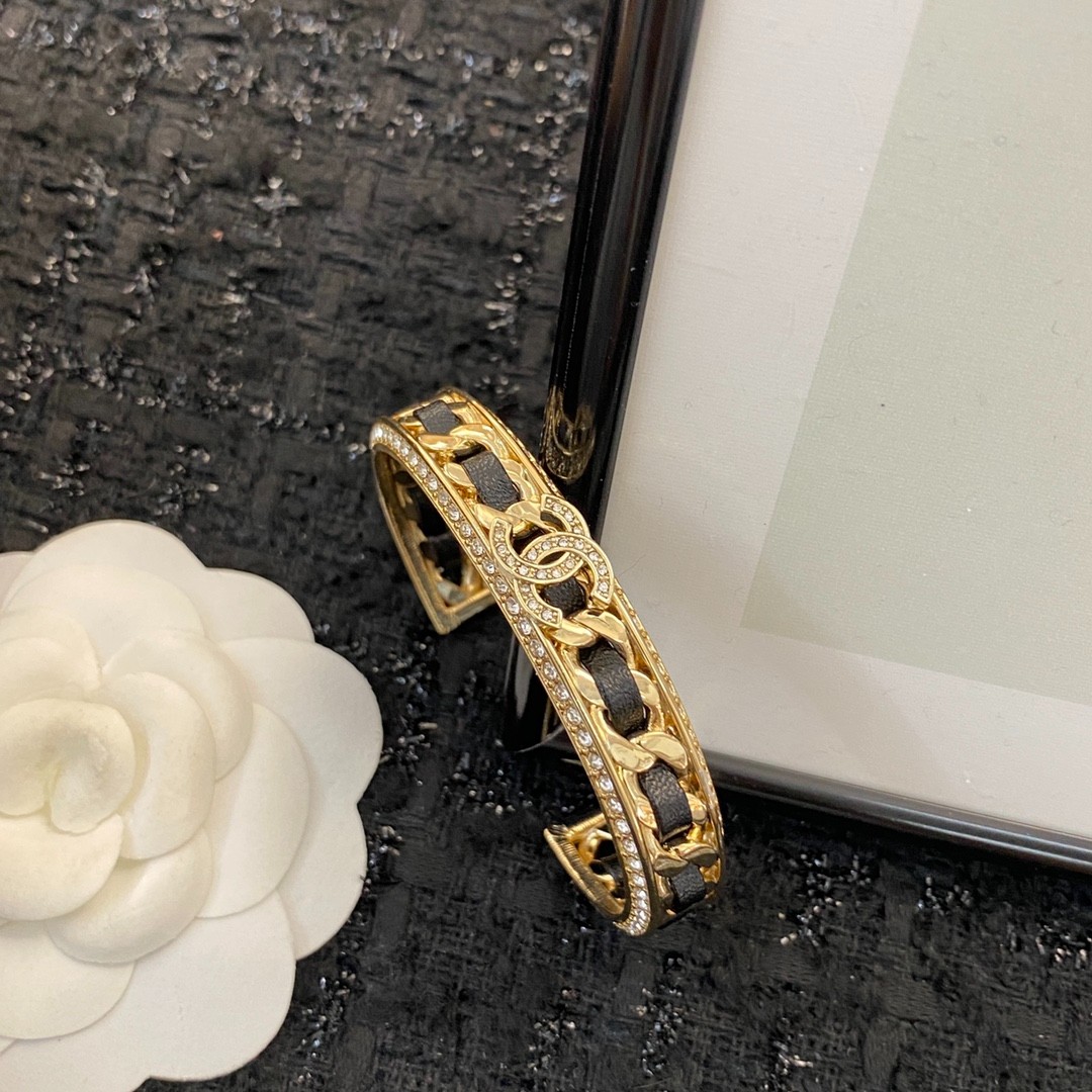 335 075#307 Jewelry Accessories-Yupoo-2023SS