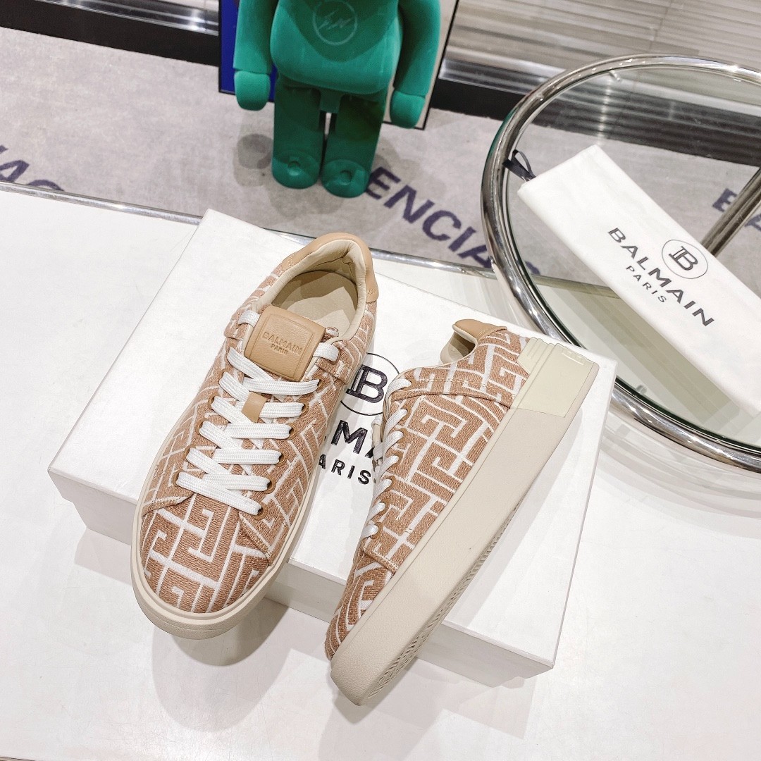176 054#126-Balmain-01-2023SS