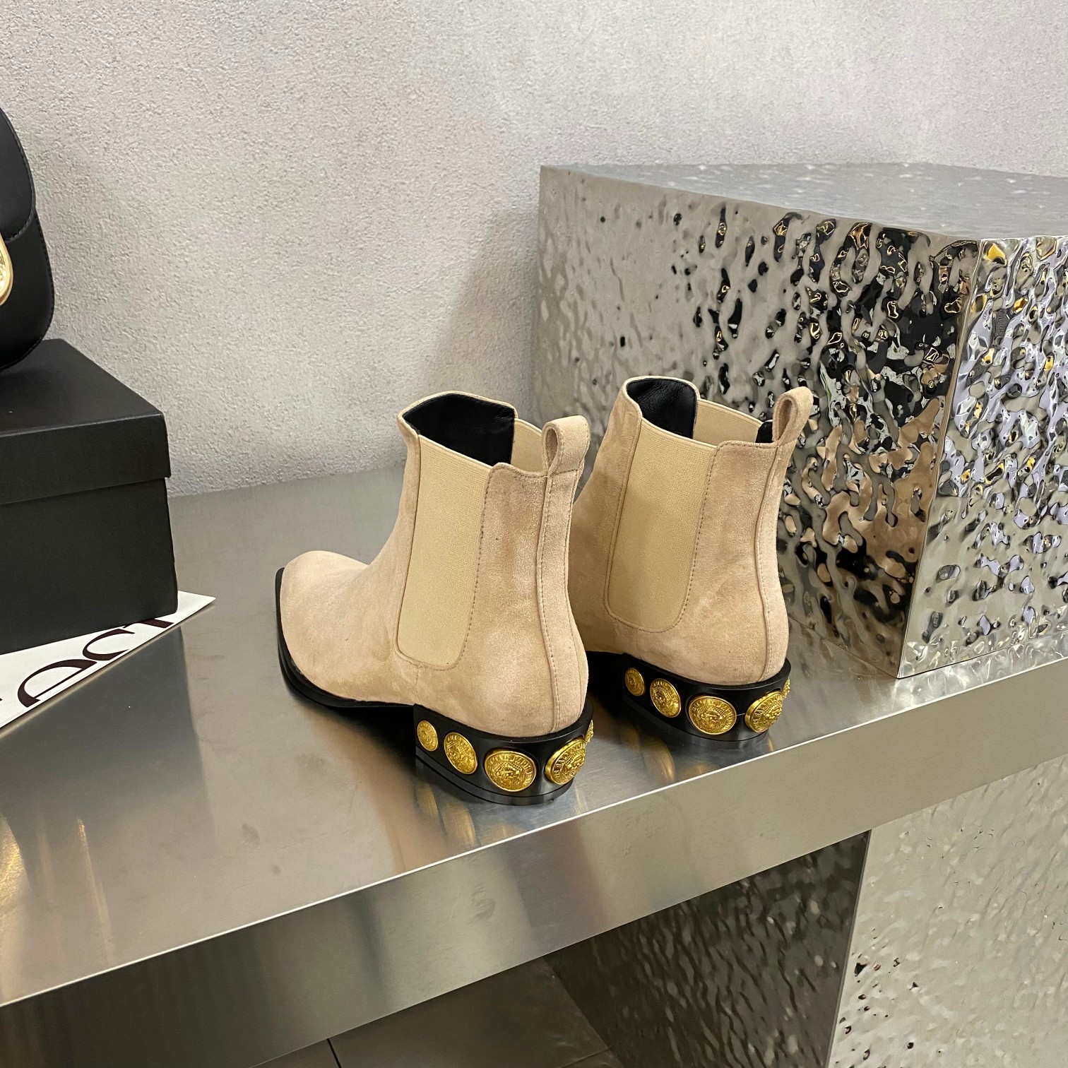 174 052#126-Balmain-01-2023SS
