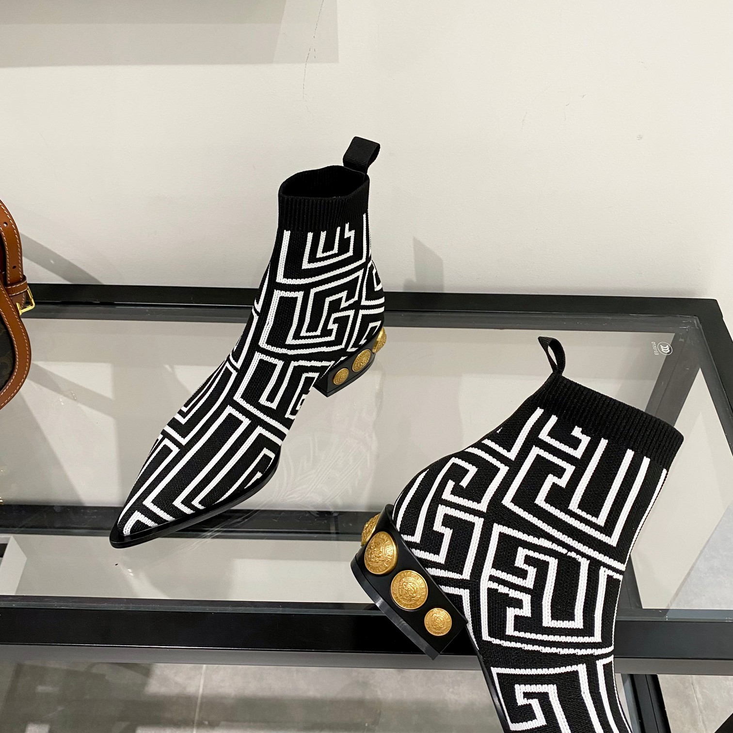 157 024#126-Balmain-01-2023SS