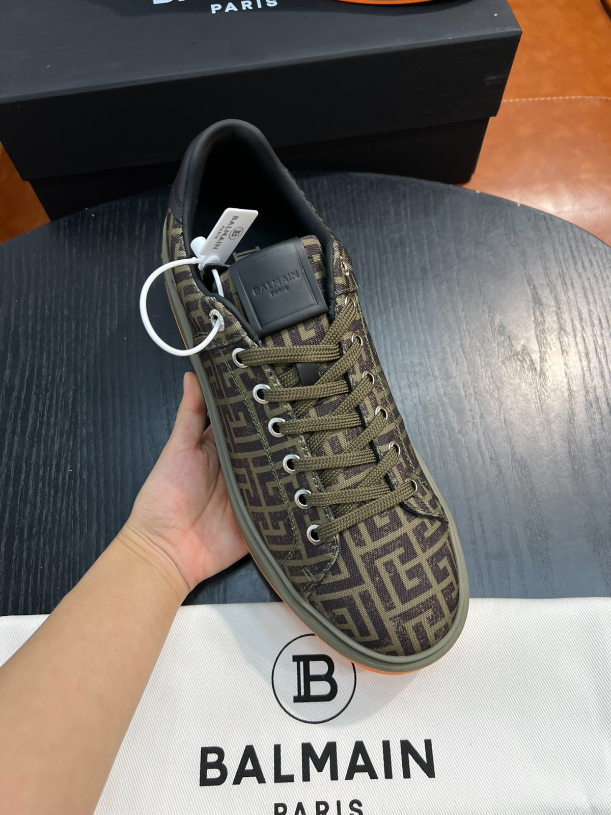 125 030#126-Balmain-2023SS