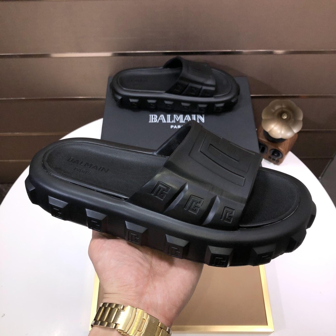 099 038#126-Balmain-01-2023SS