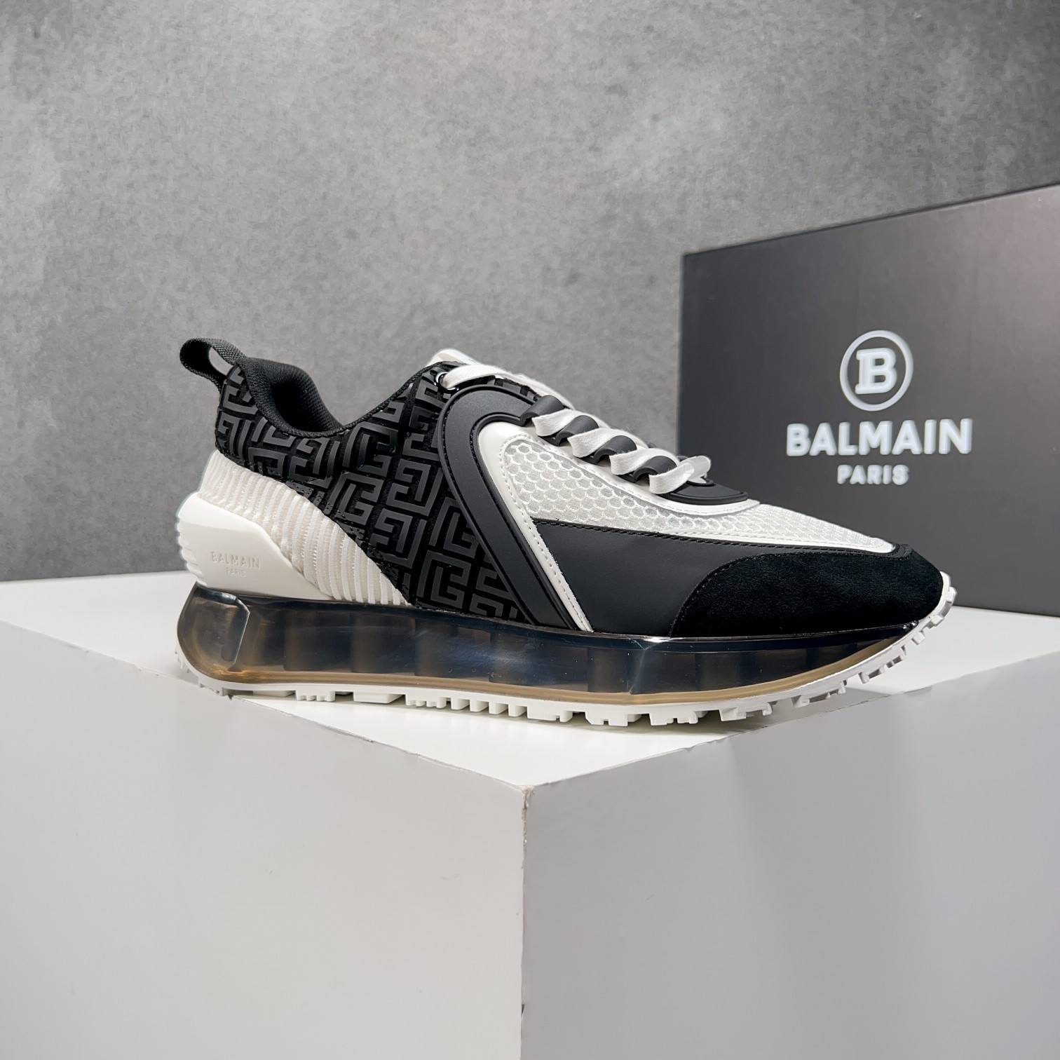 097 036#126-Balmain-01-2023SS