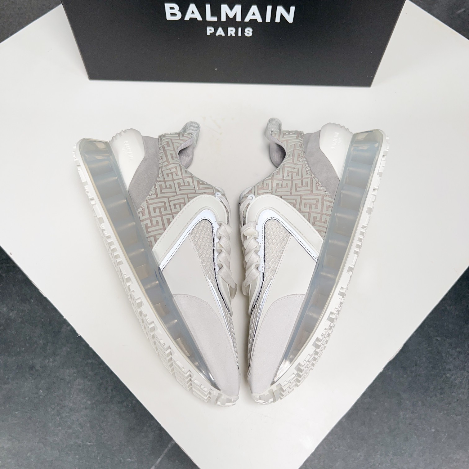 090 029#126-Balmain-01-2023SS