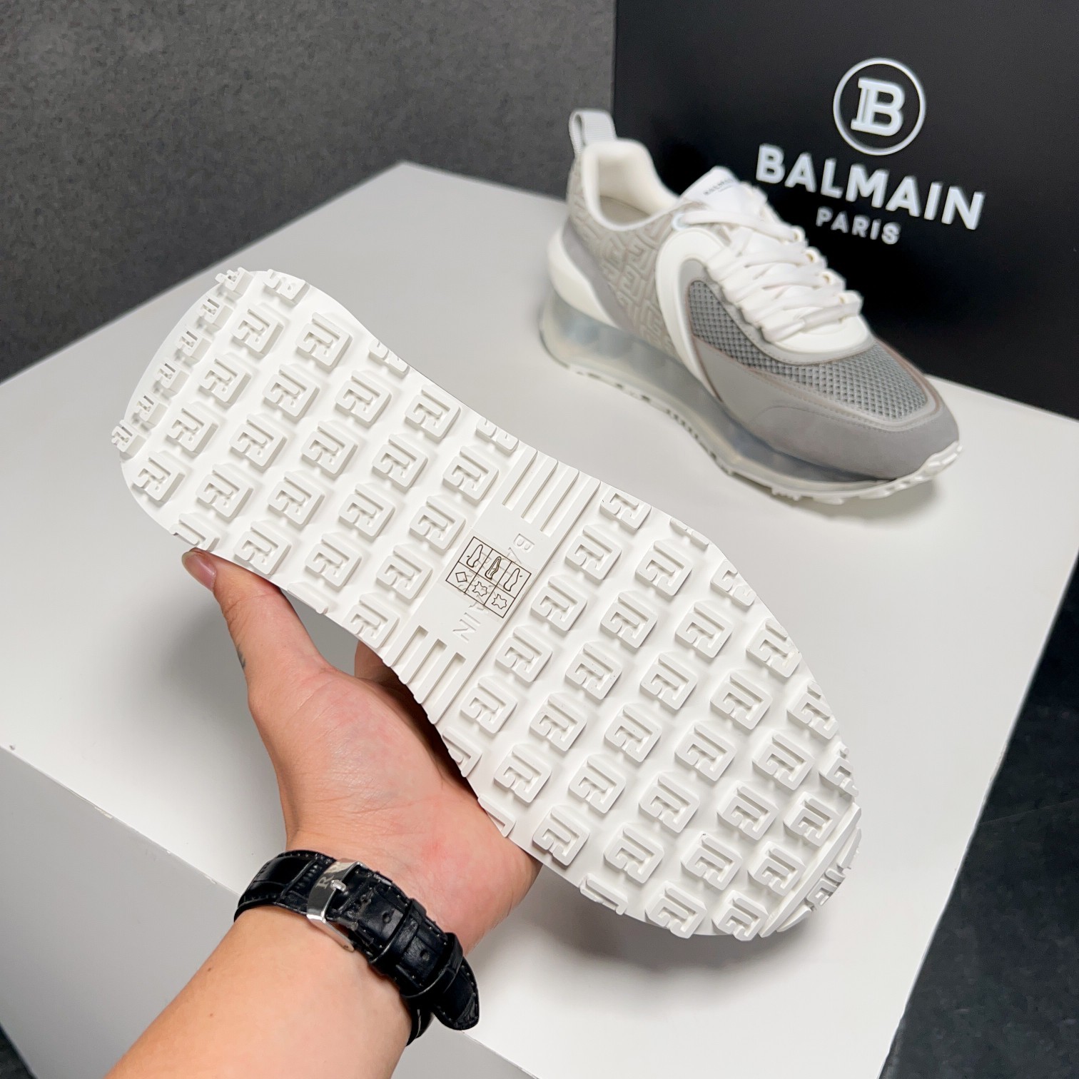 087 024#126-Balmain-01-2023SS