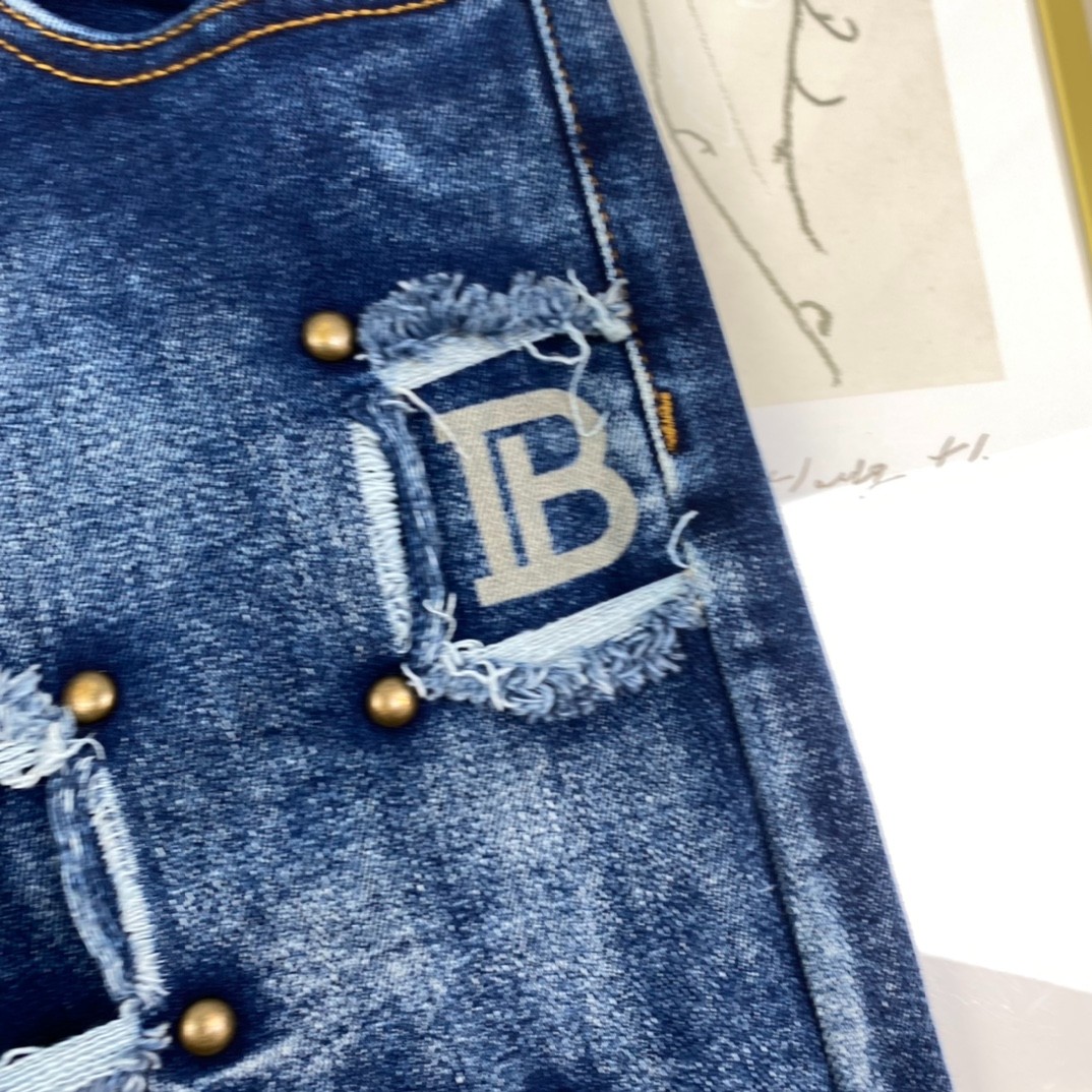086 023#126-Balmain-01-2023SS