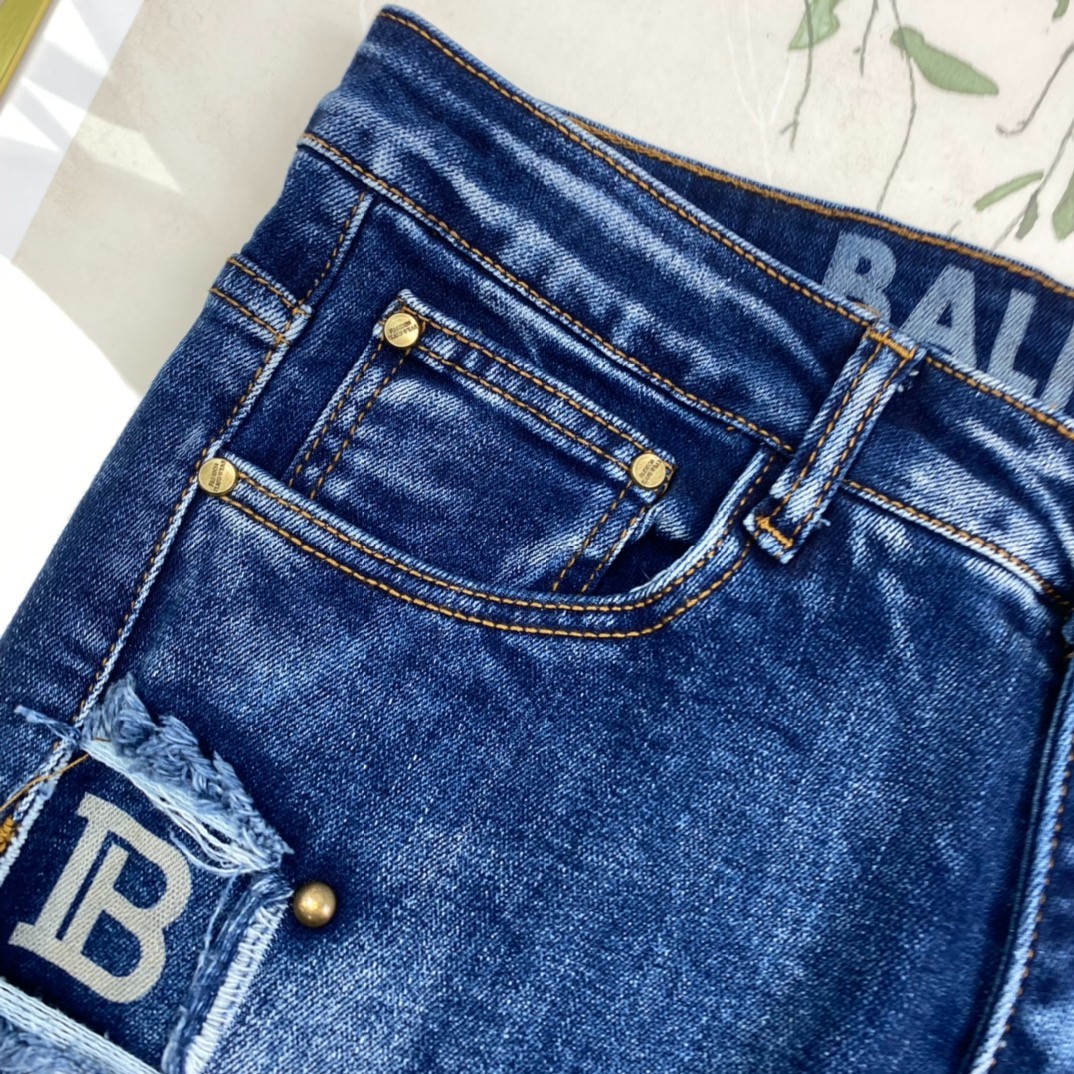 086 023#126-Balmain-01-2023SS