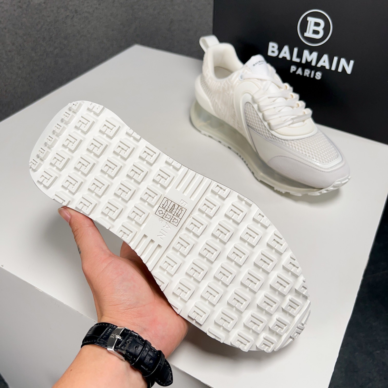 080 016#126-Balmain-01-2023SS