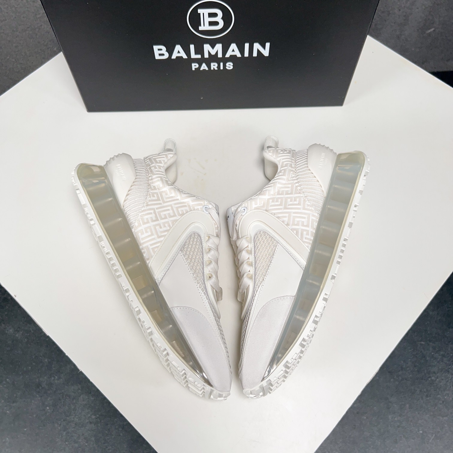 080 016#126-Balmain-01-2023SS