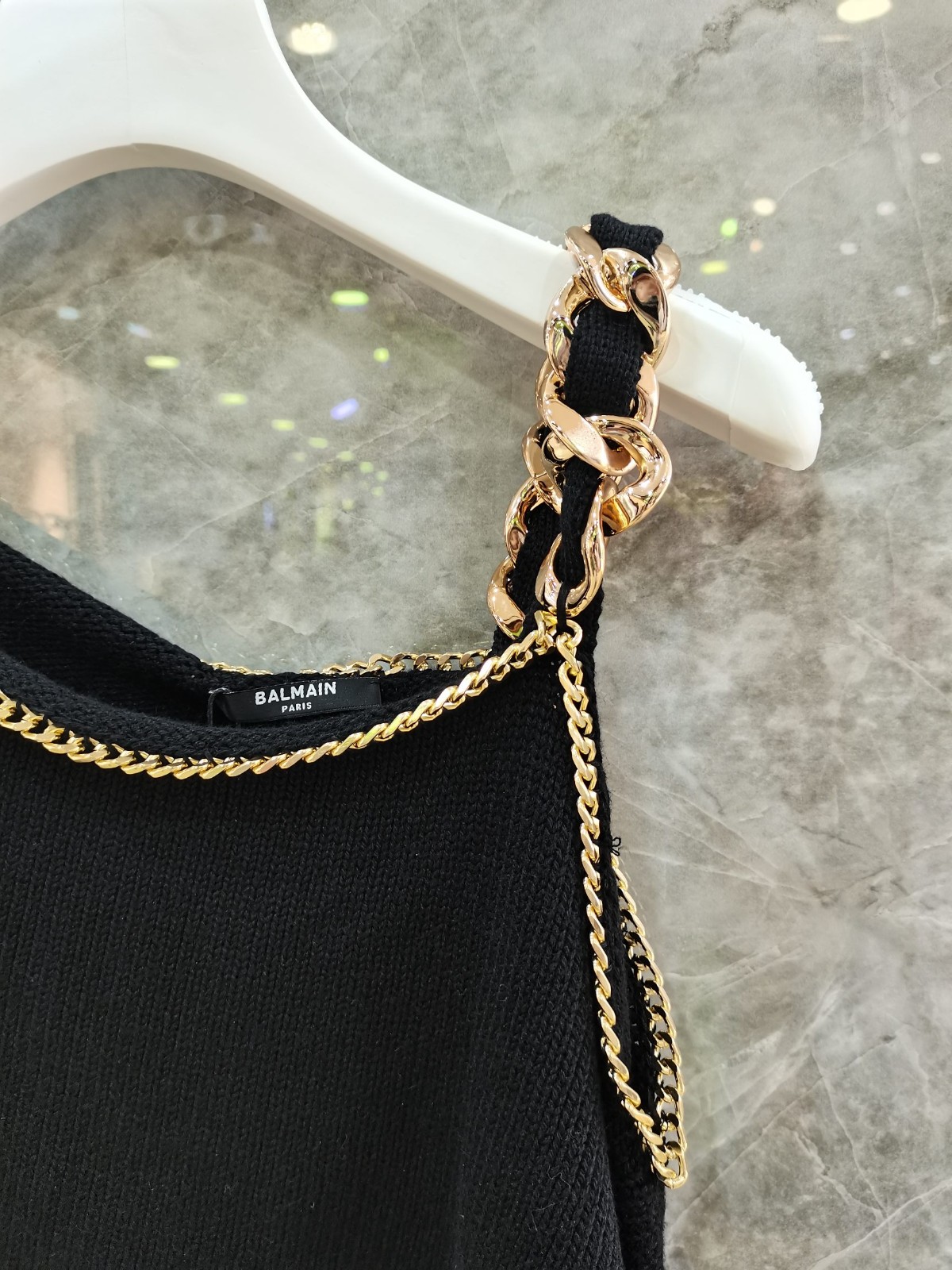 069 001#126-Balmain-01-2023SS