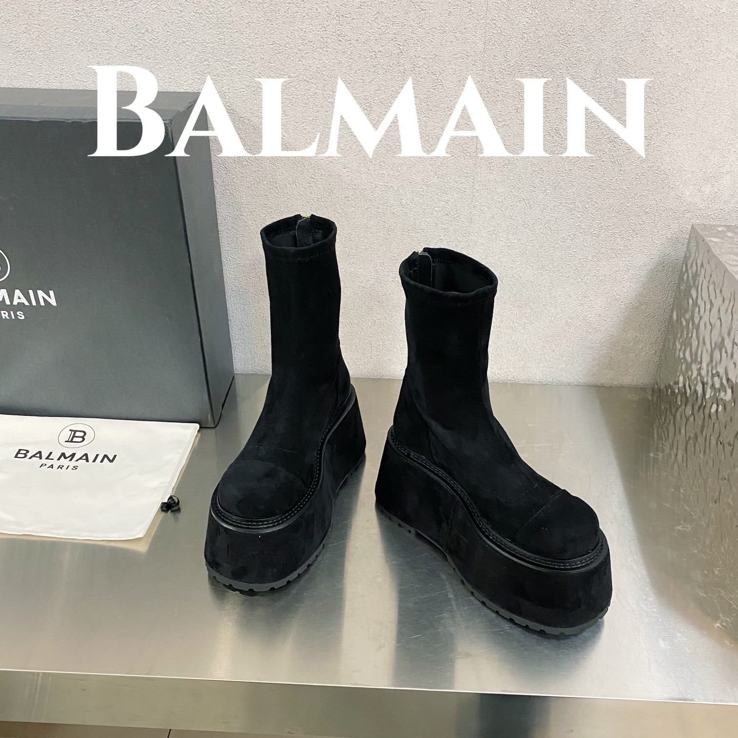 054 054#126-Balmain-02-2023SS